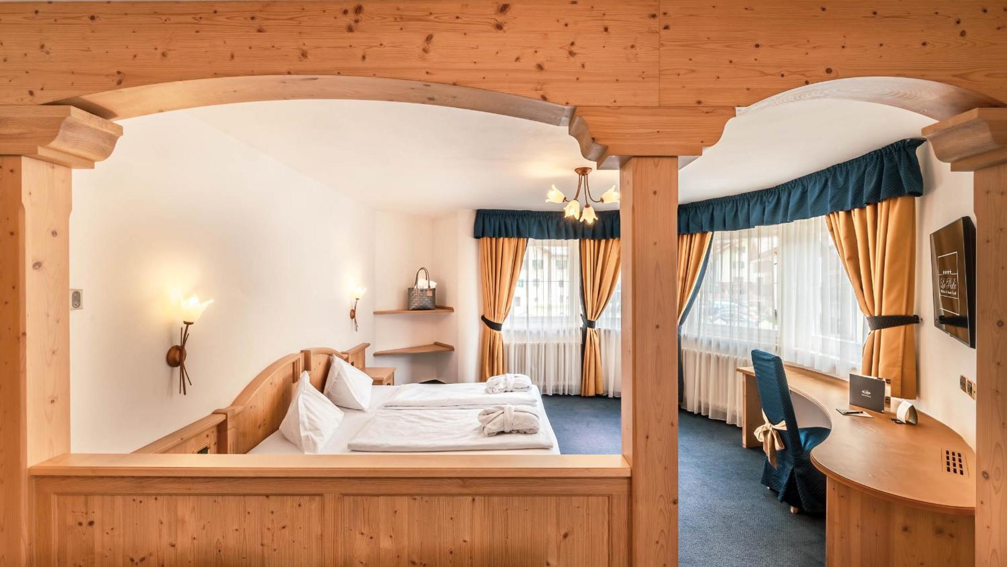 Junior Suite,1696623440:JPEG