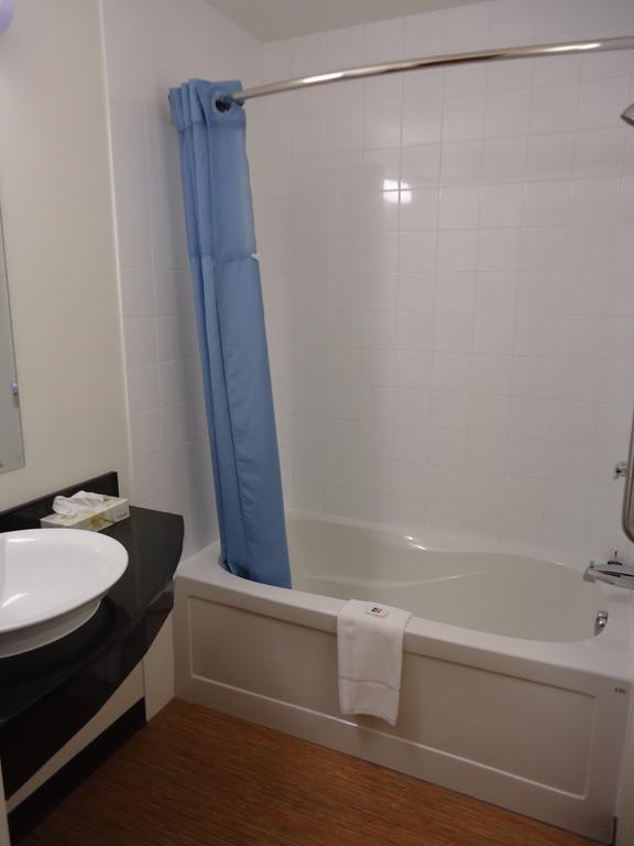 King Room - Disability Access