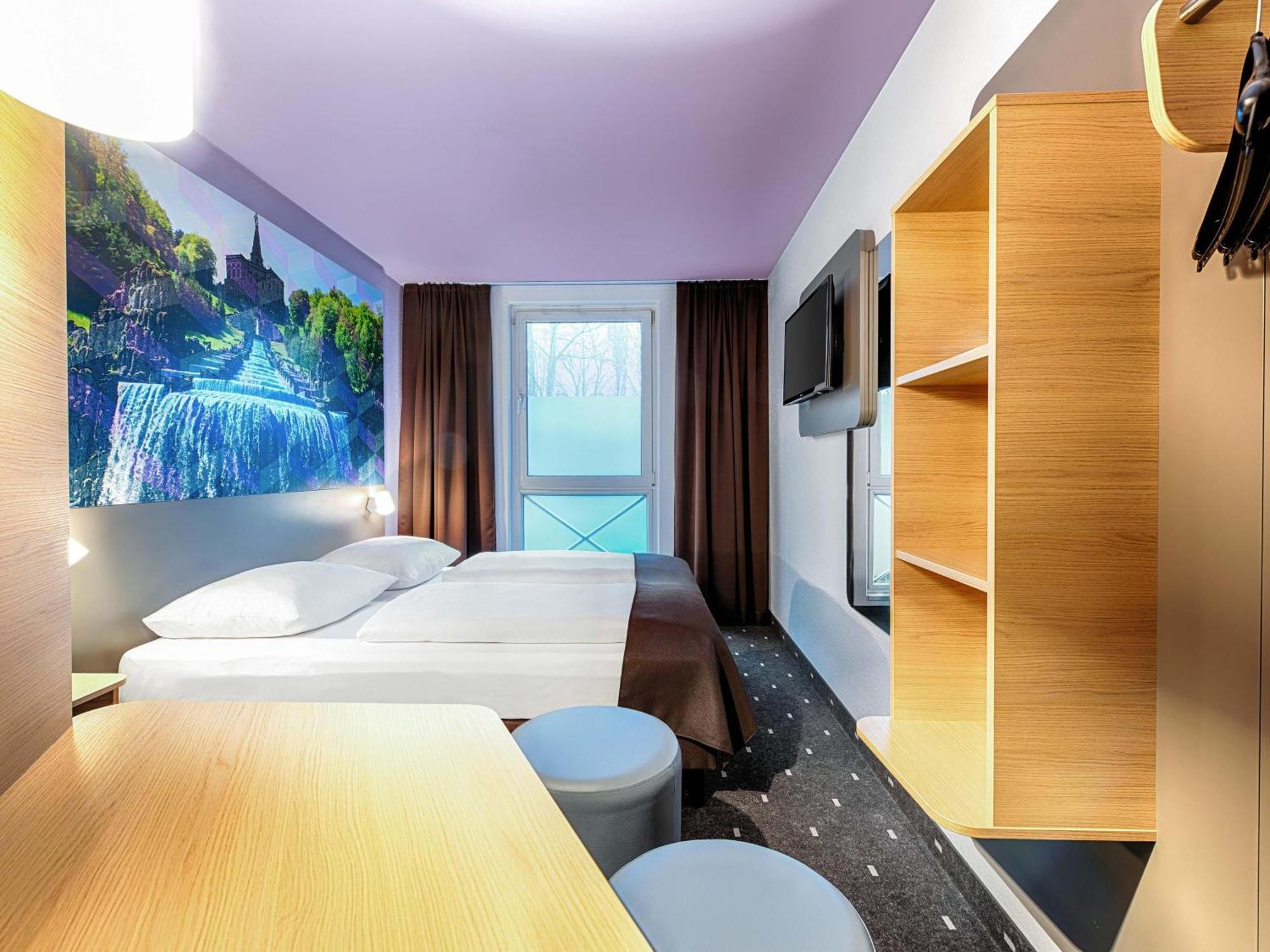 Double Room,1697024656:JPEG
