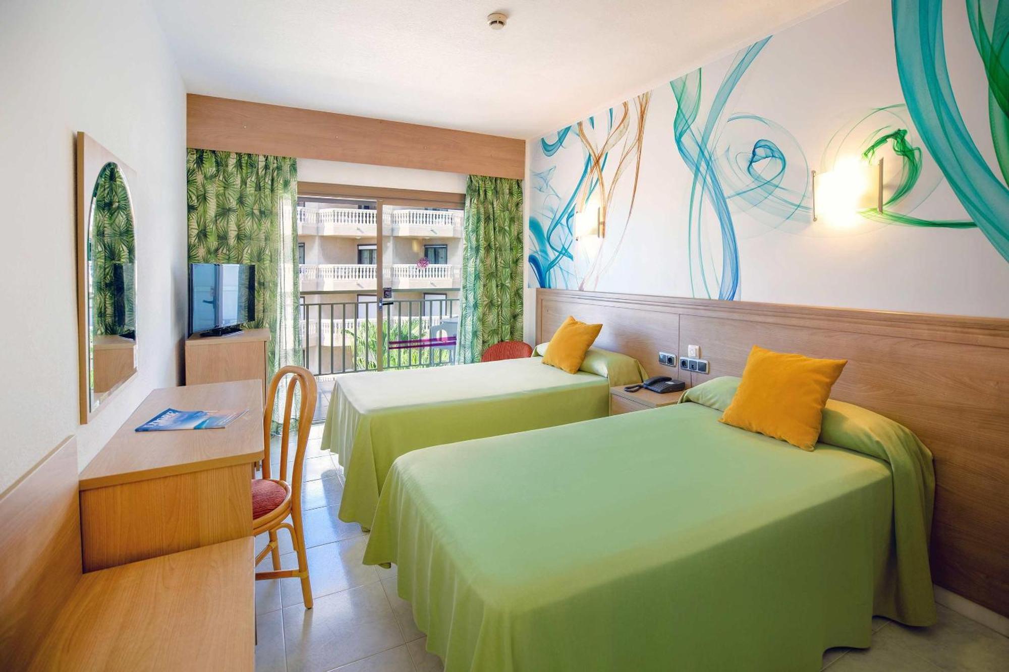 Double or Twin Room Extra Bed,1697033976:JPEG
