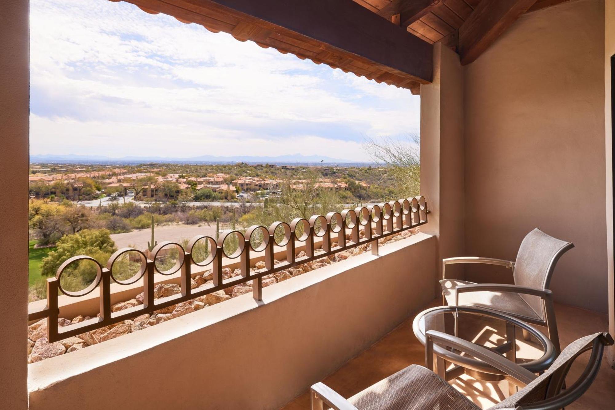 Guest room 2 Double Mountain view Balcony