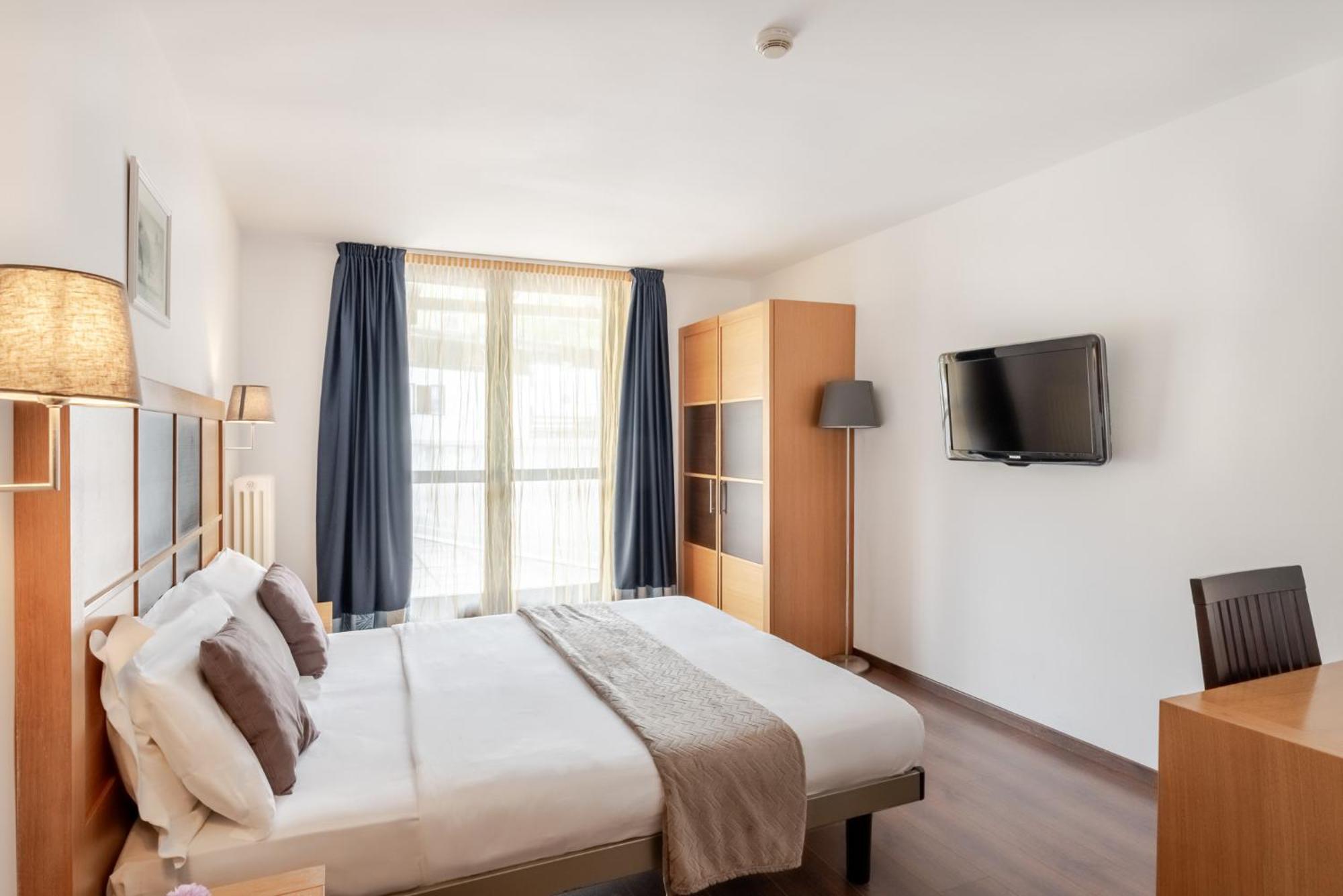 Superior Double Room,1697080403:JPEG