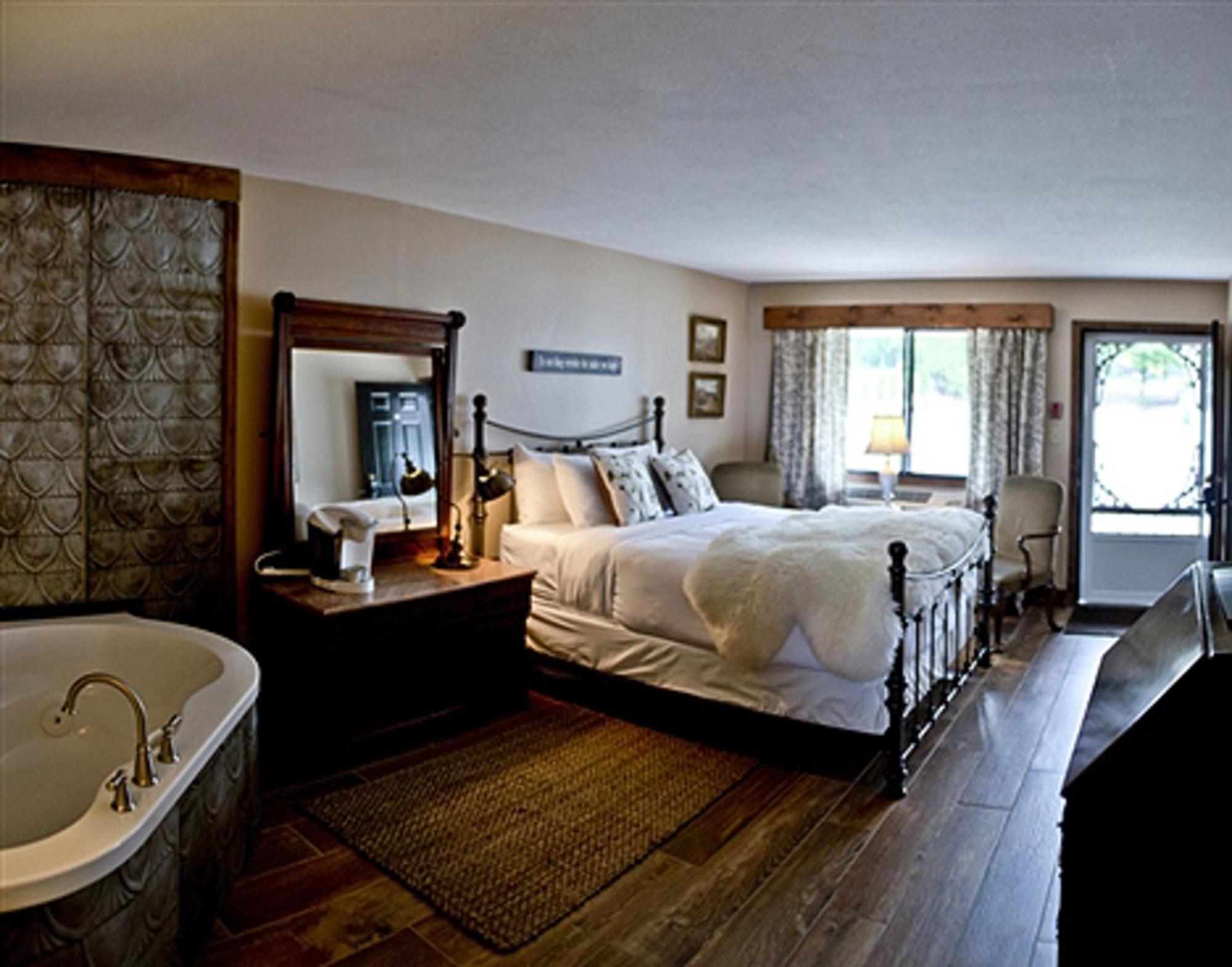 Superior Queen Room