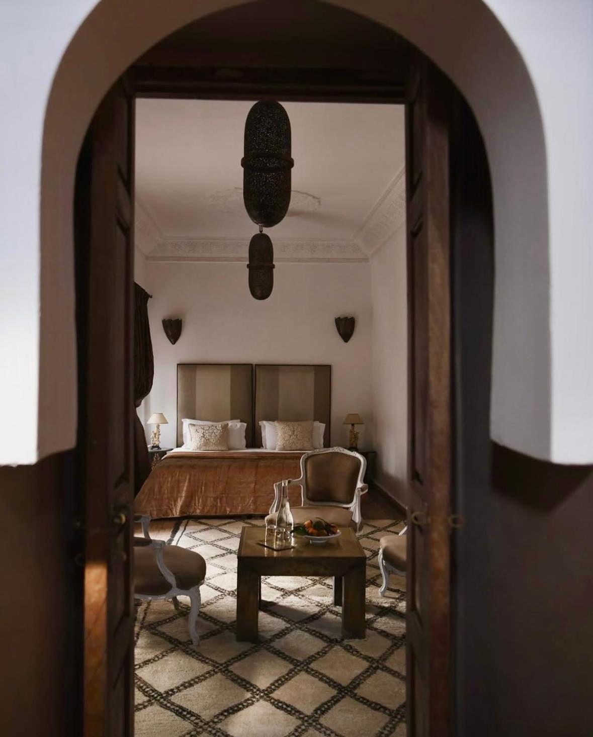 Rose Suite