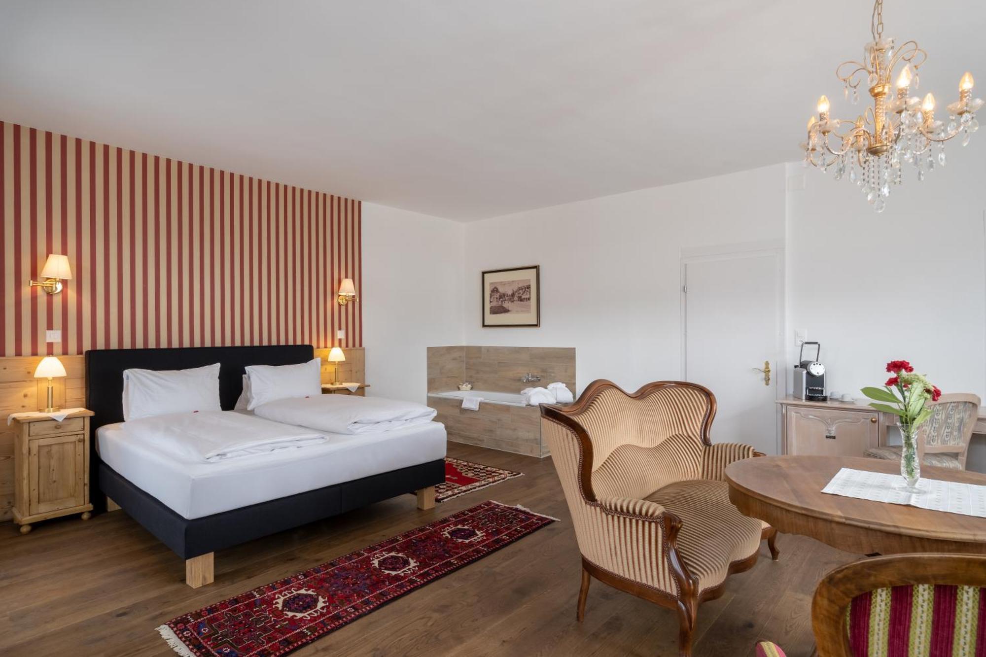 Signature Suite