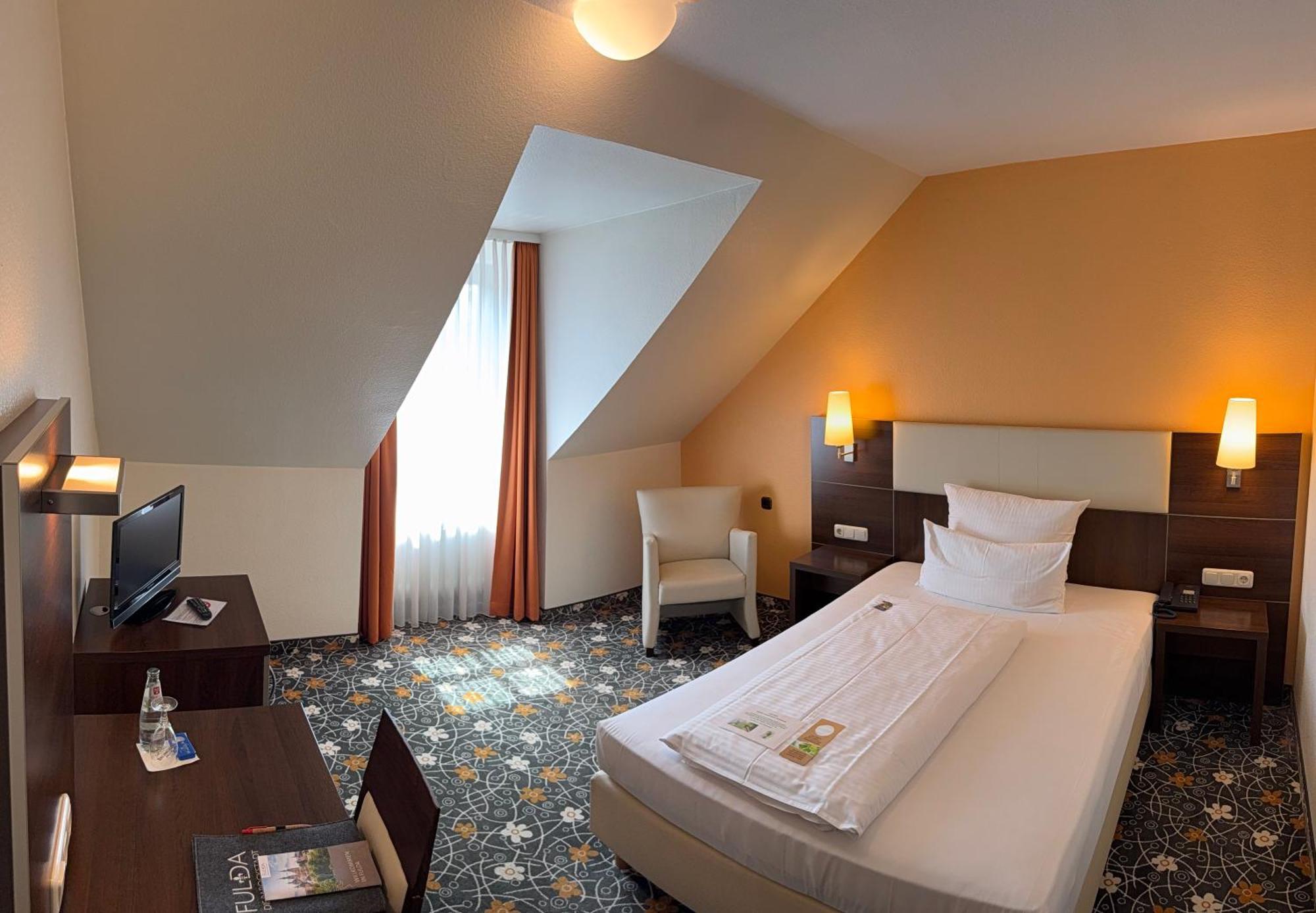 Comfort Single Room