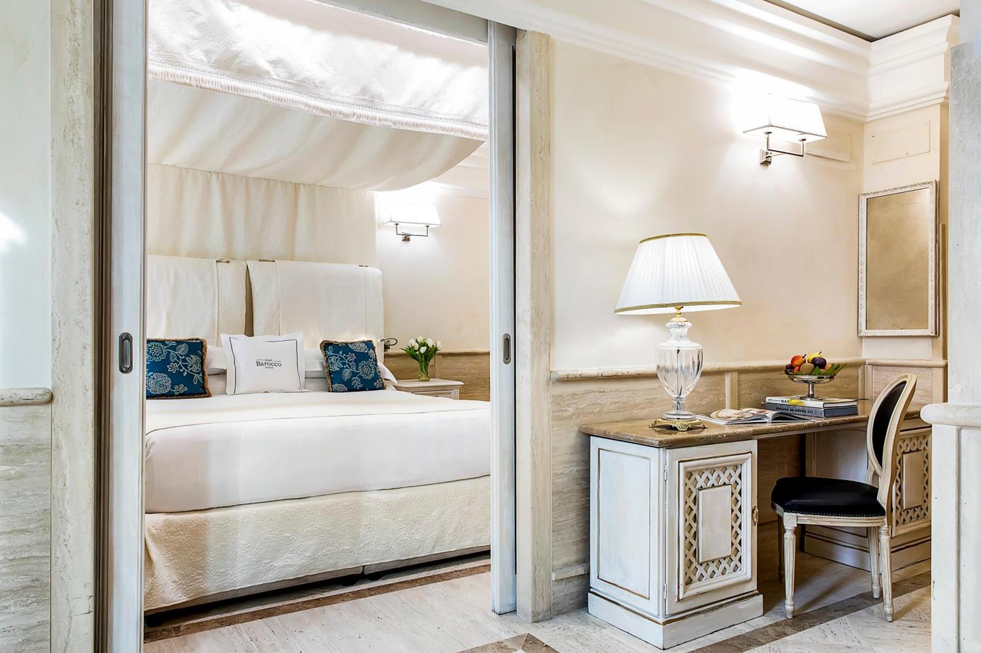 Junior Suite Piazza View