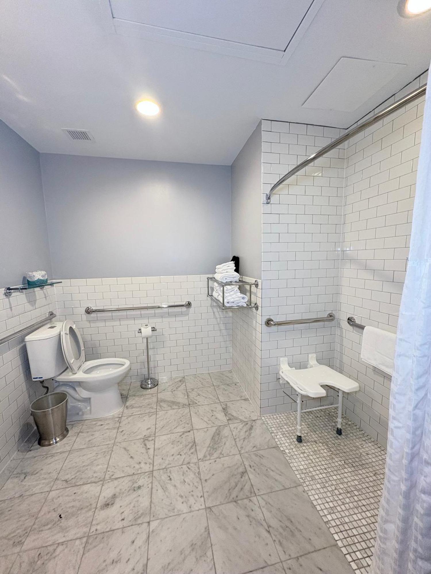 King Room Roll Shower Mobility Hearing Accessible
