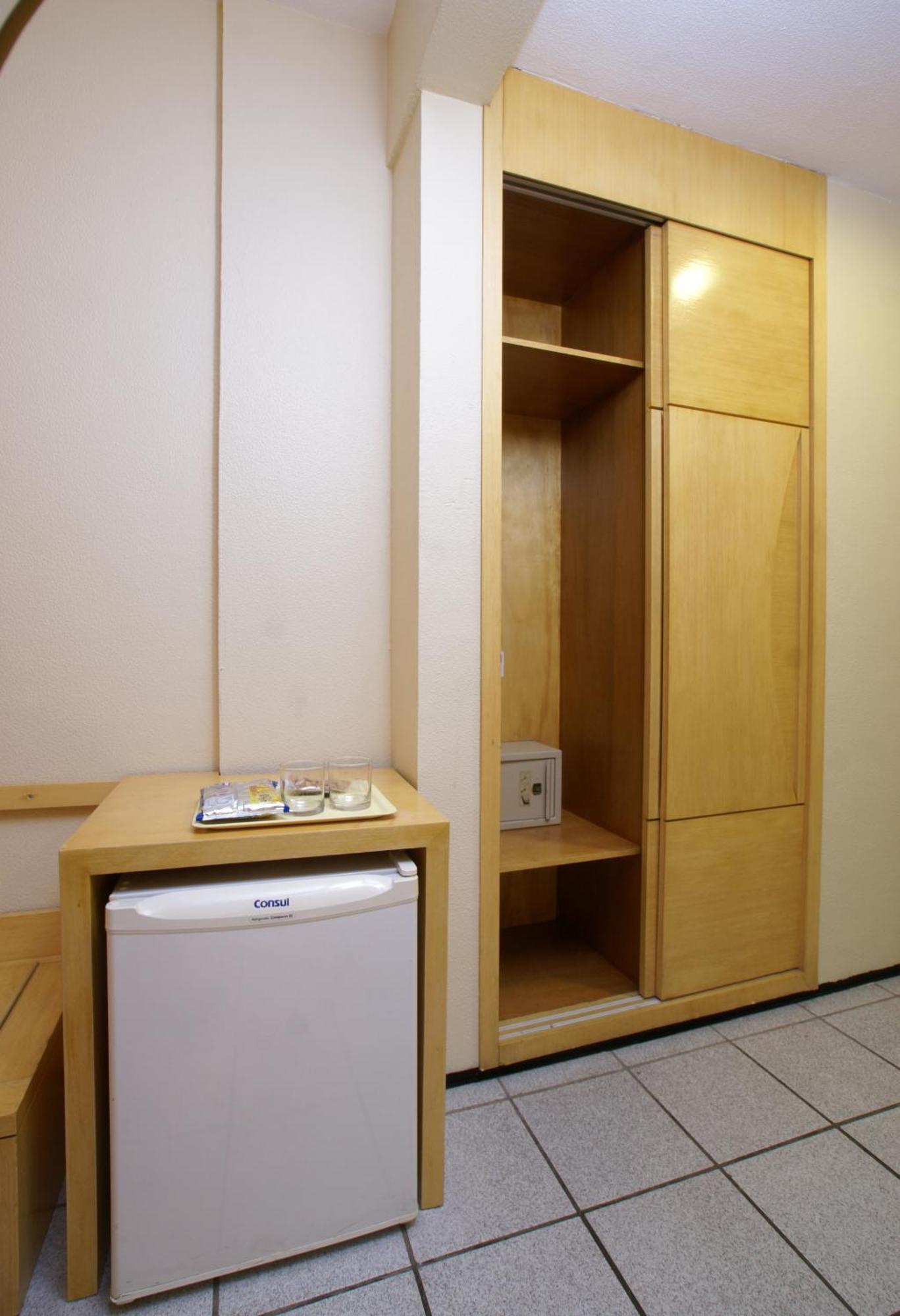 Superior Deluxe Triple Room single bed parcial sea view,1697823309:JPEG