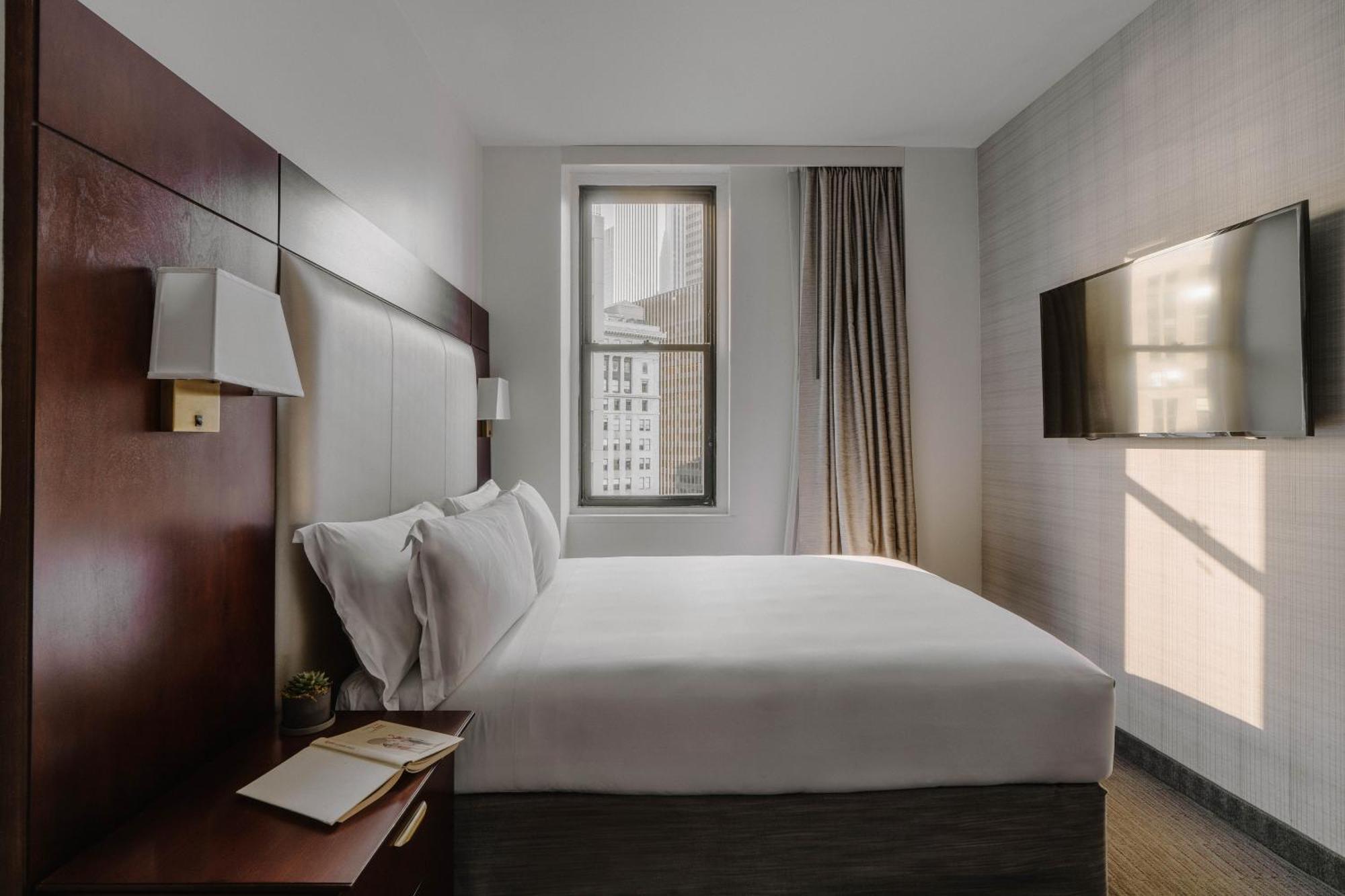 Small Queen Room