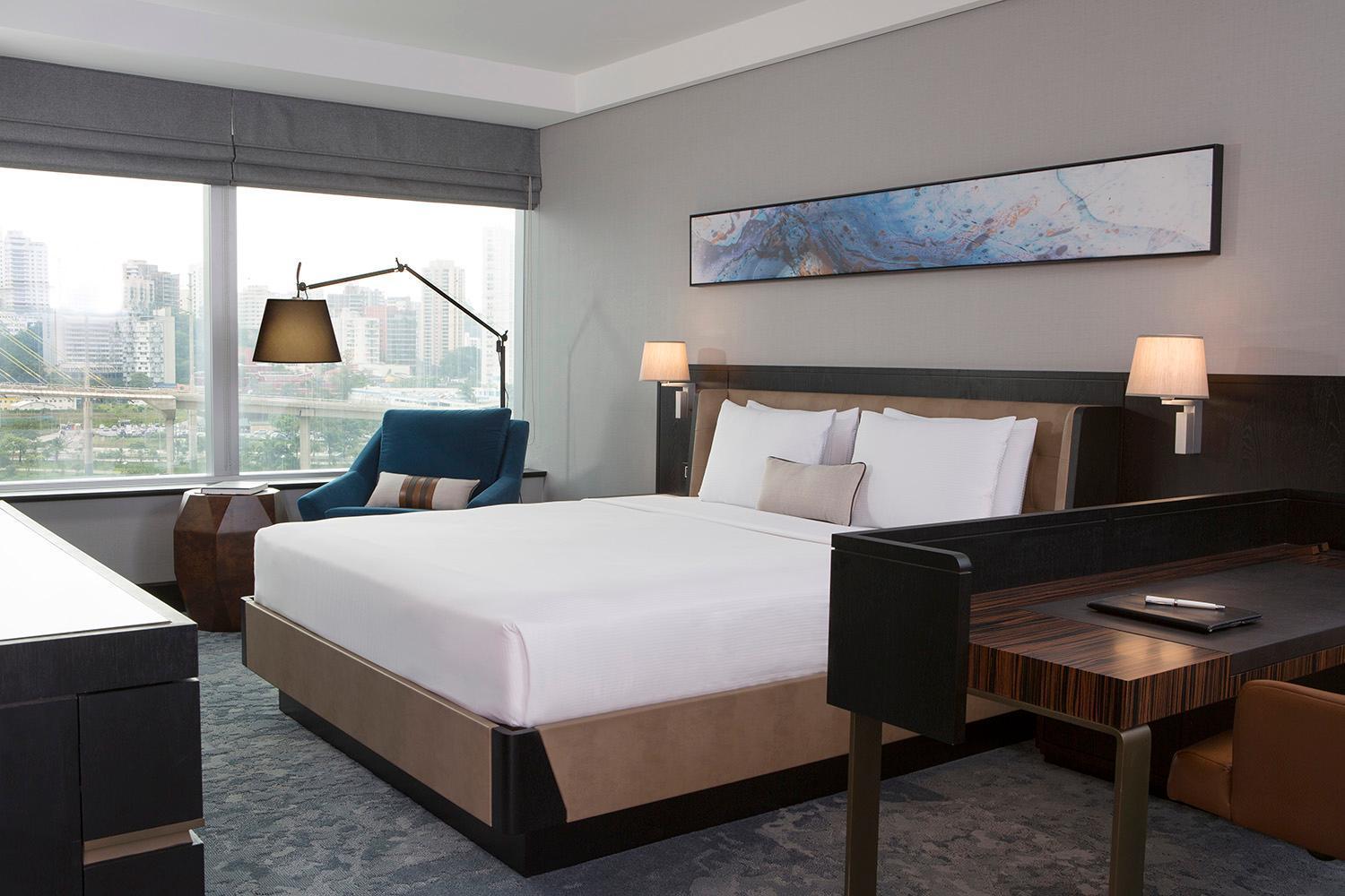 Premium King Room,1697844083:JPEG
