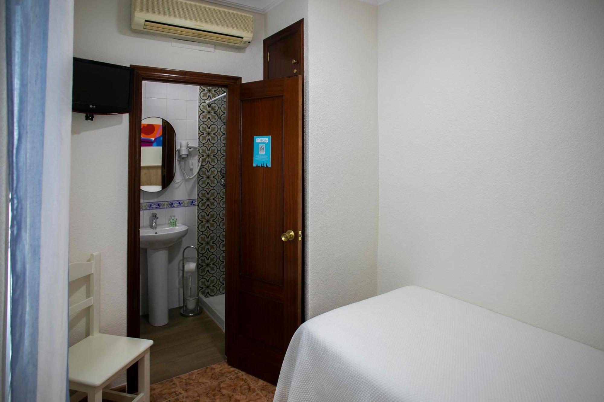 Single Room