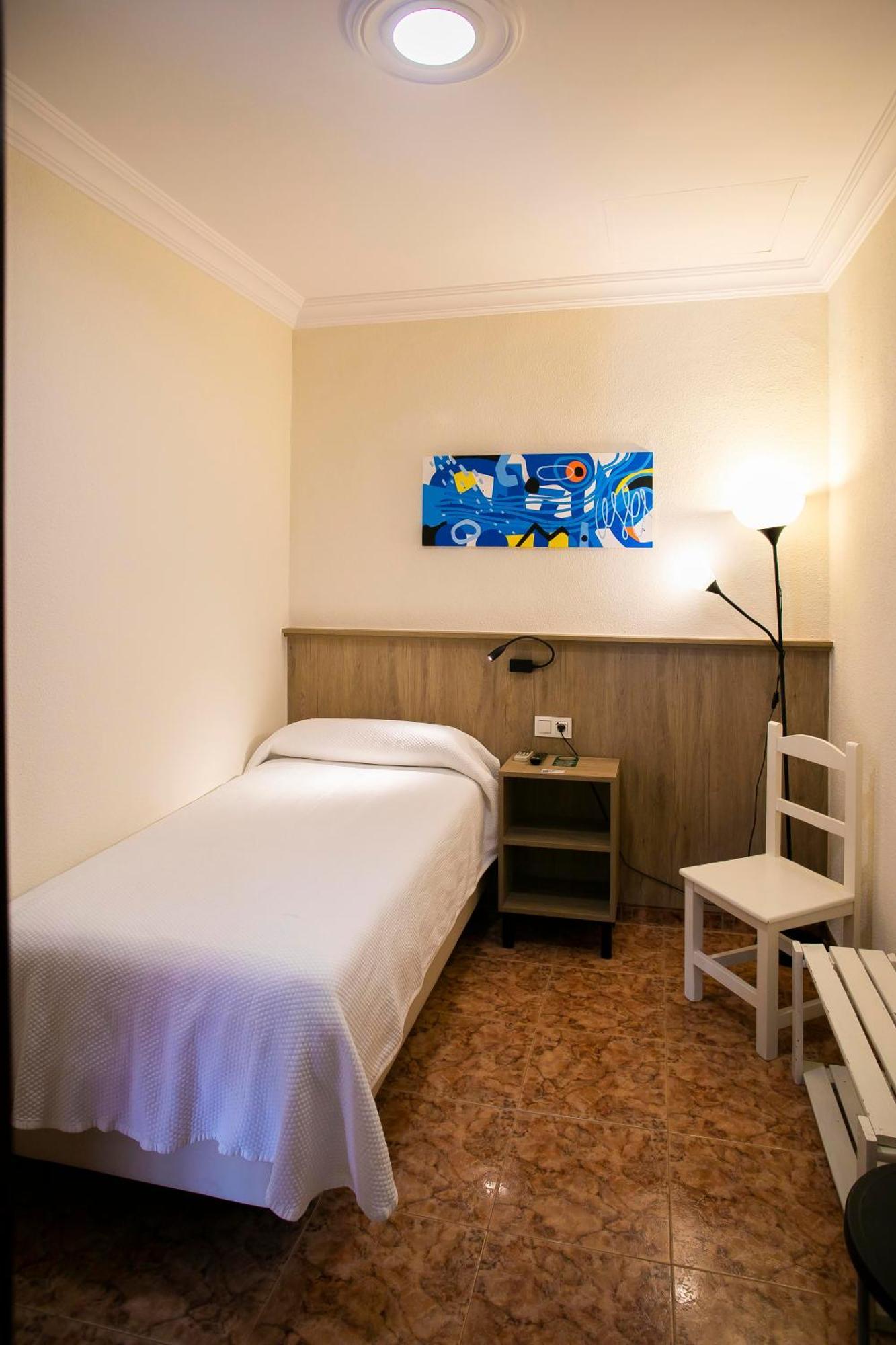 Budget Single Room