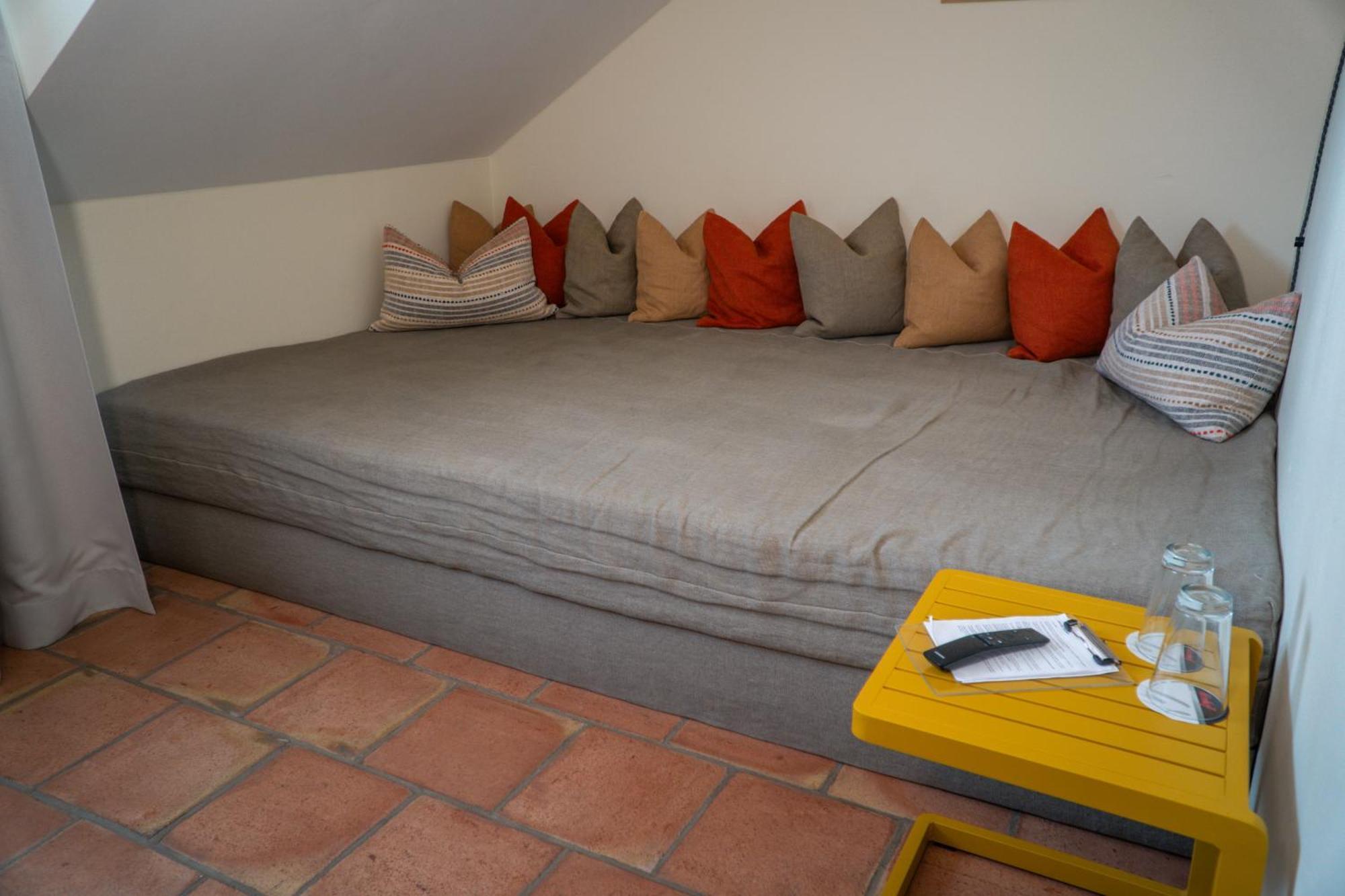 Deluxe Family Suite