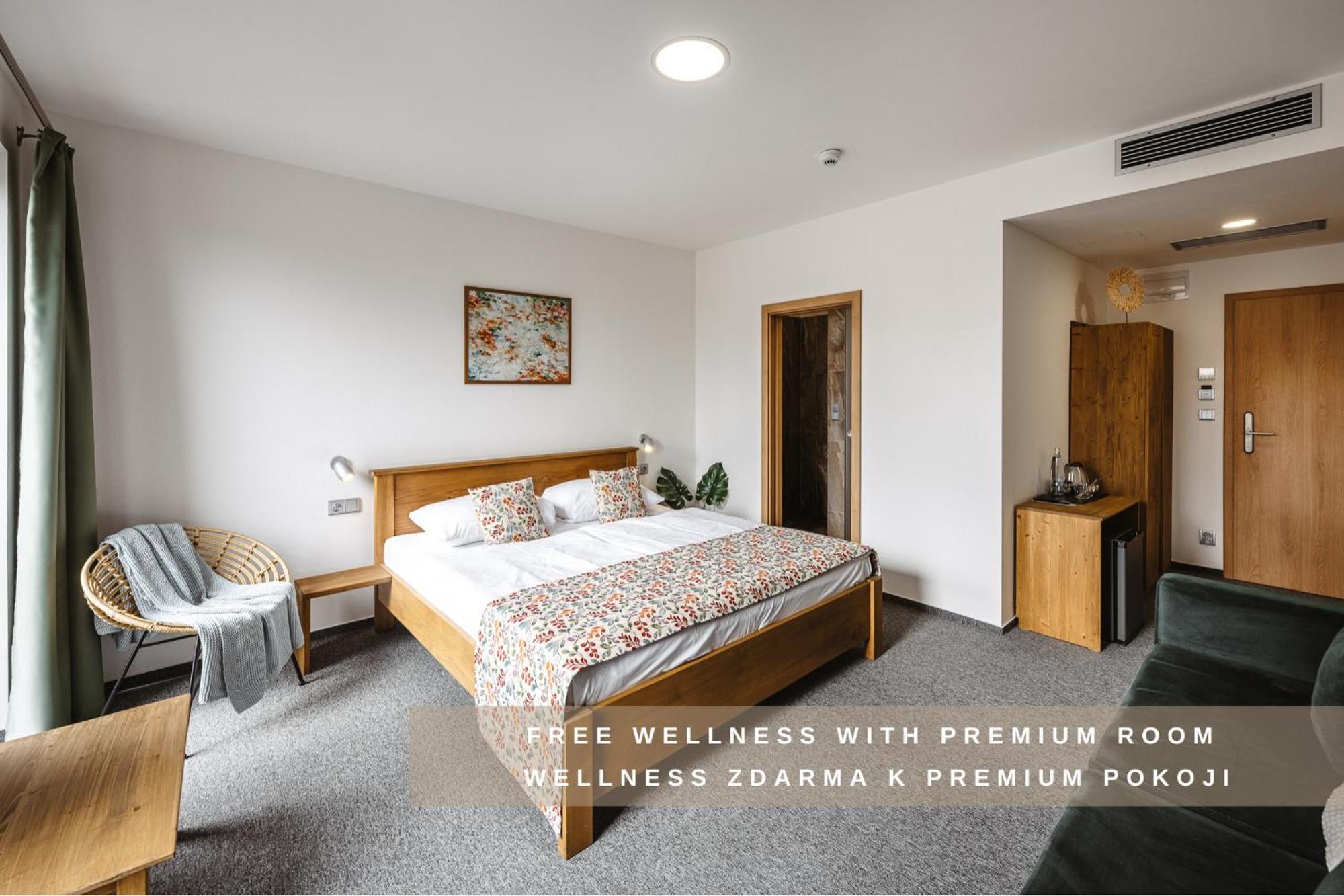 Deluxe Triple Room,1609726286:JPEG