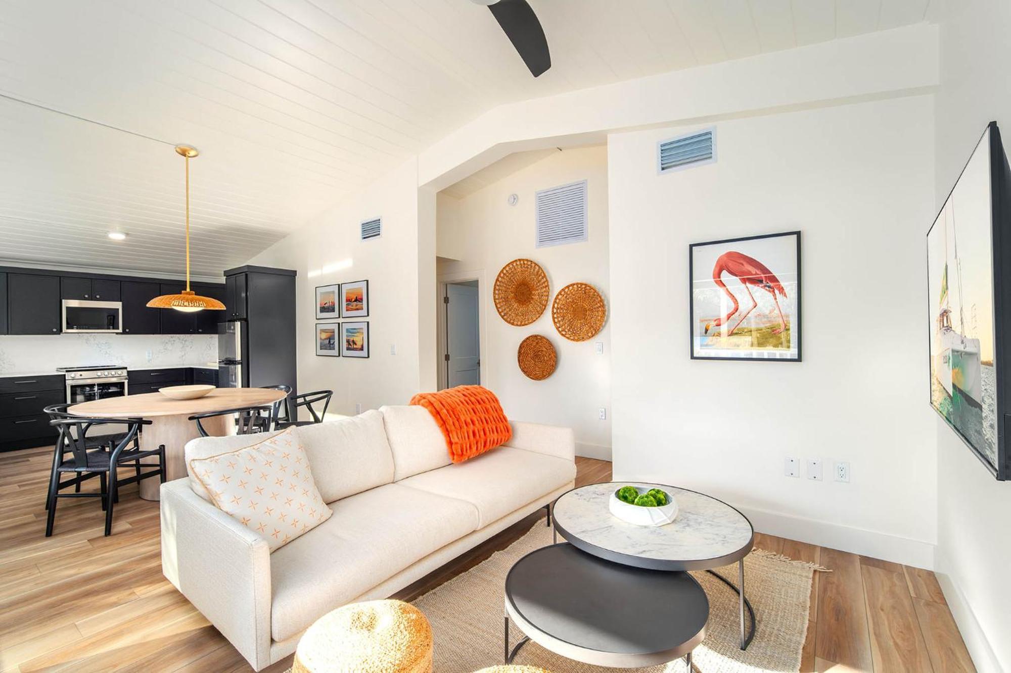 Three-Bedroom House,1697920890:JPEG