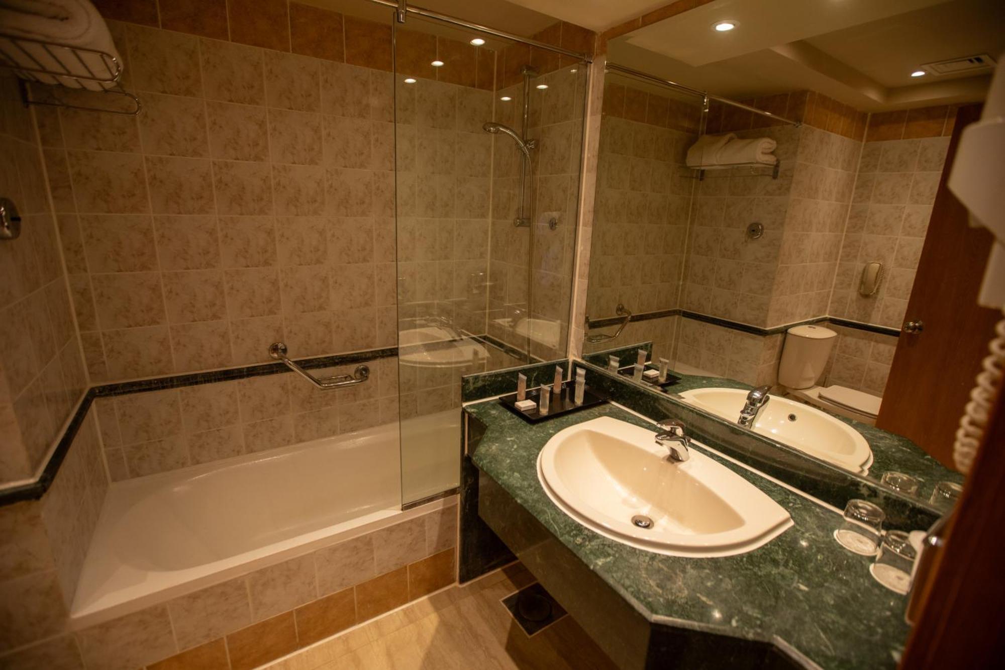 Superior Double Room Side Sea View