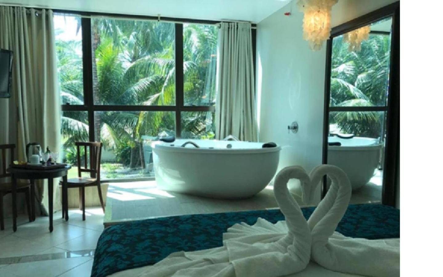 Deluxe Double Room Spa Bath