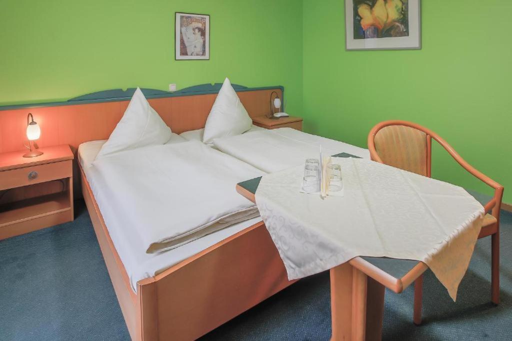 Classic Double Room