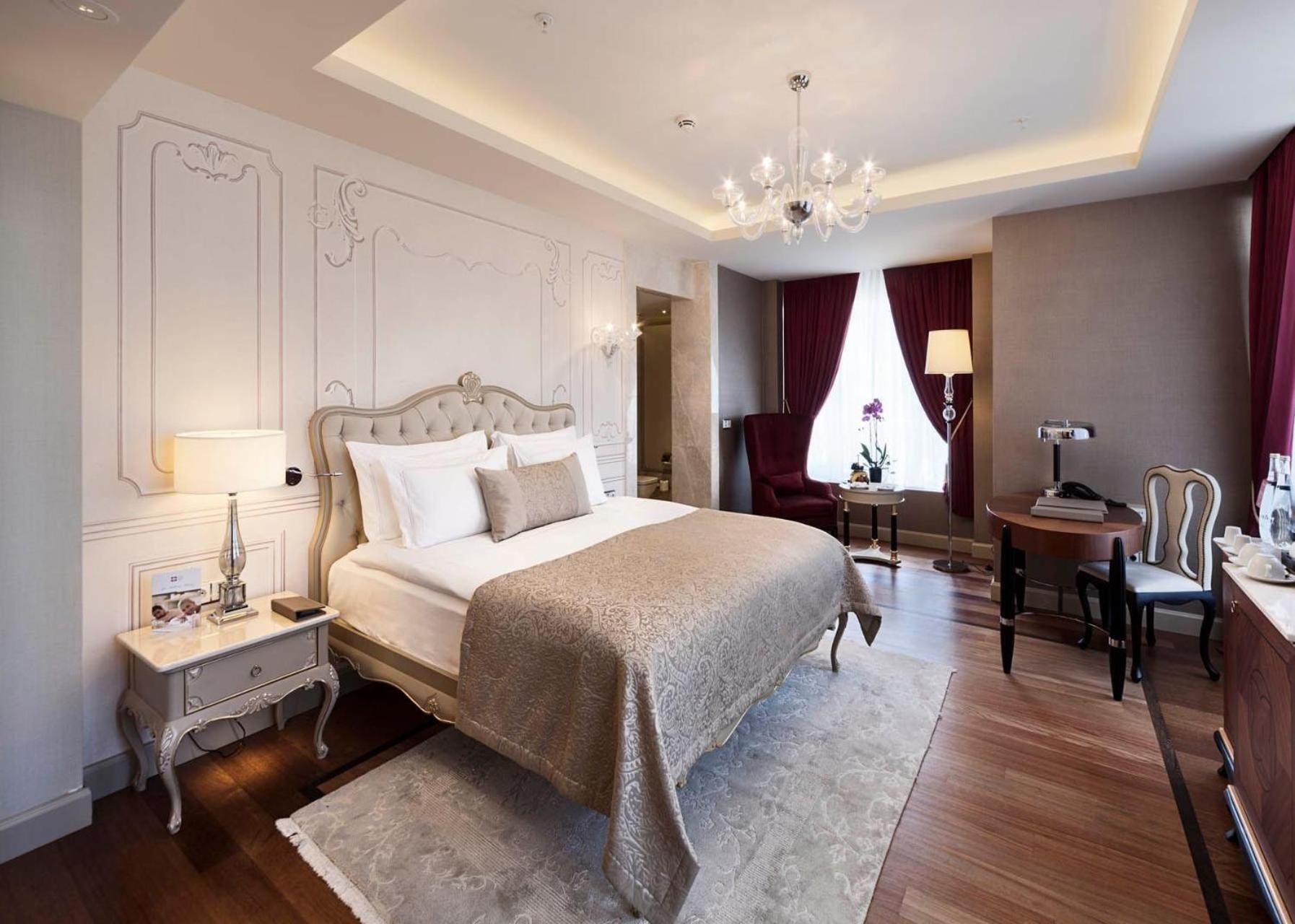 Deluxe Doppel-/Zweibettzimmer mit Stadtblick