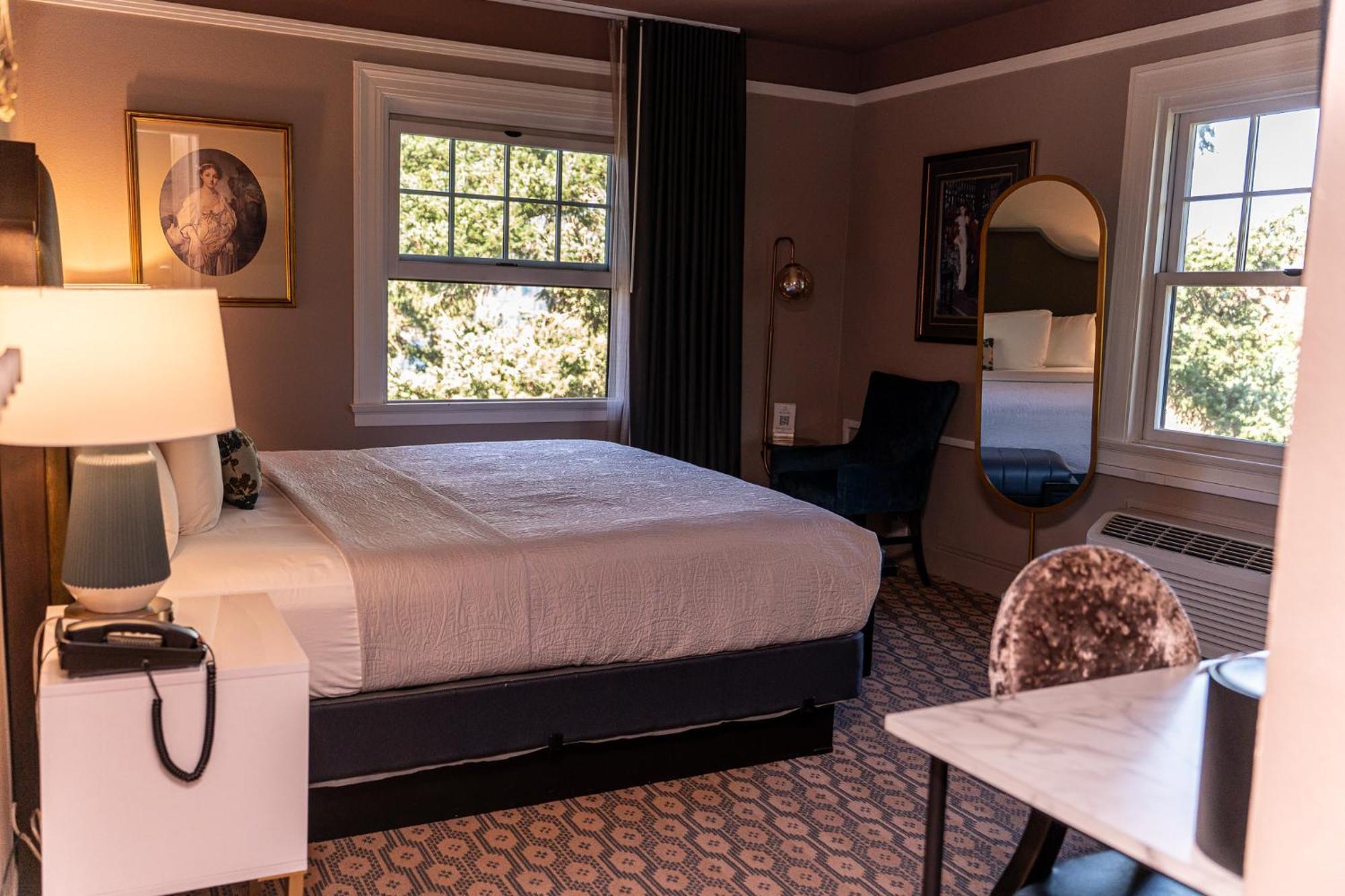 Garden Side King