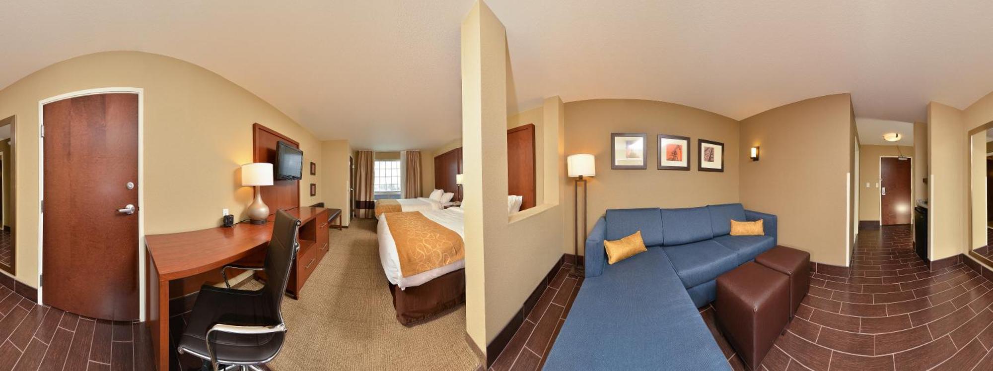 Suite with Two Queen Beds - Accessible/Non-Smoking