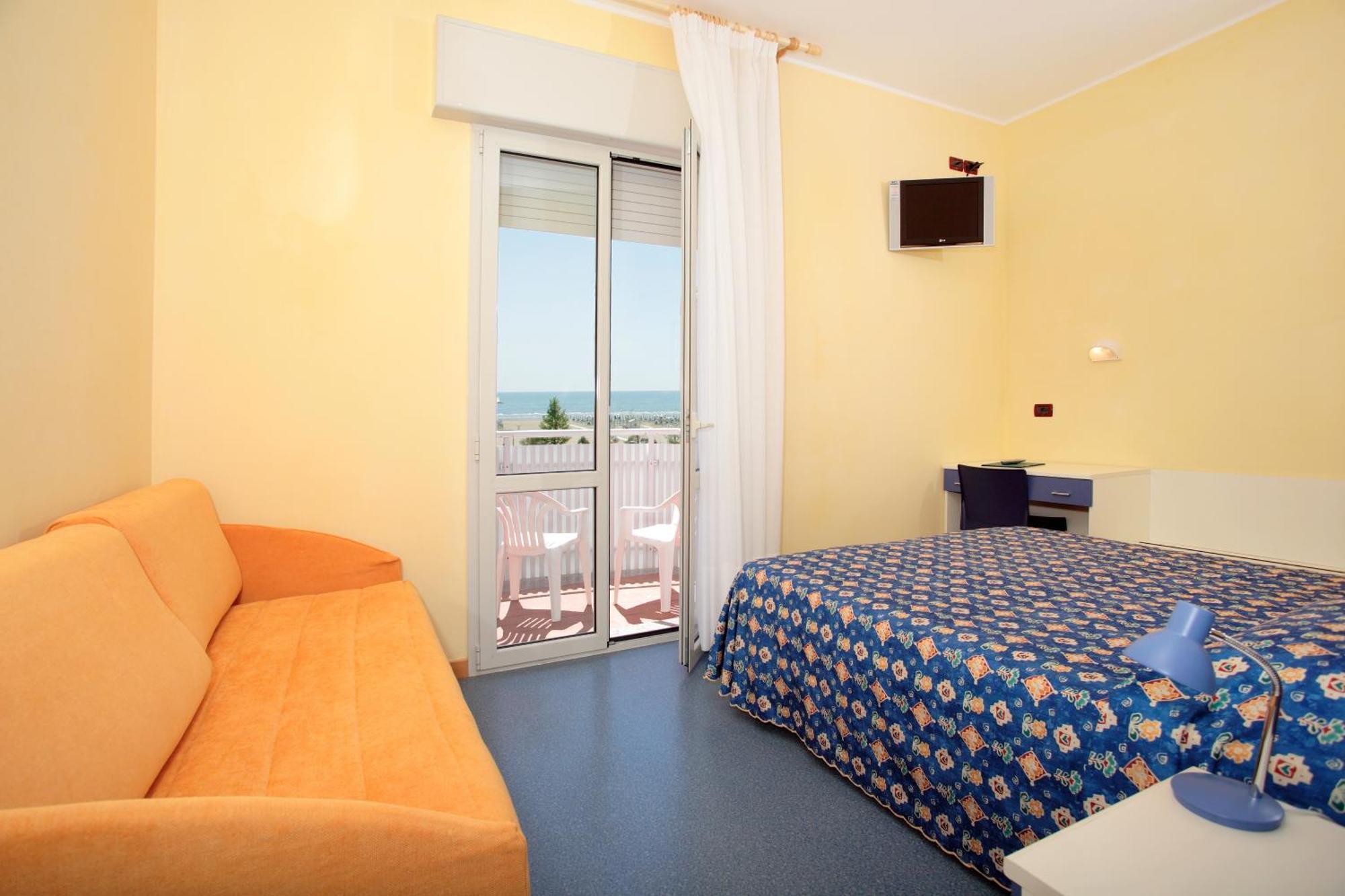 Superior Triple Room Balcony