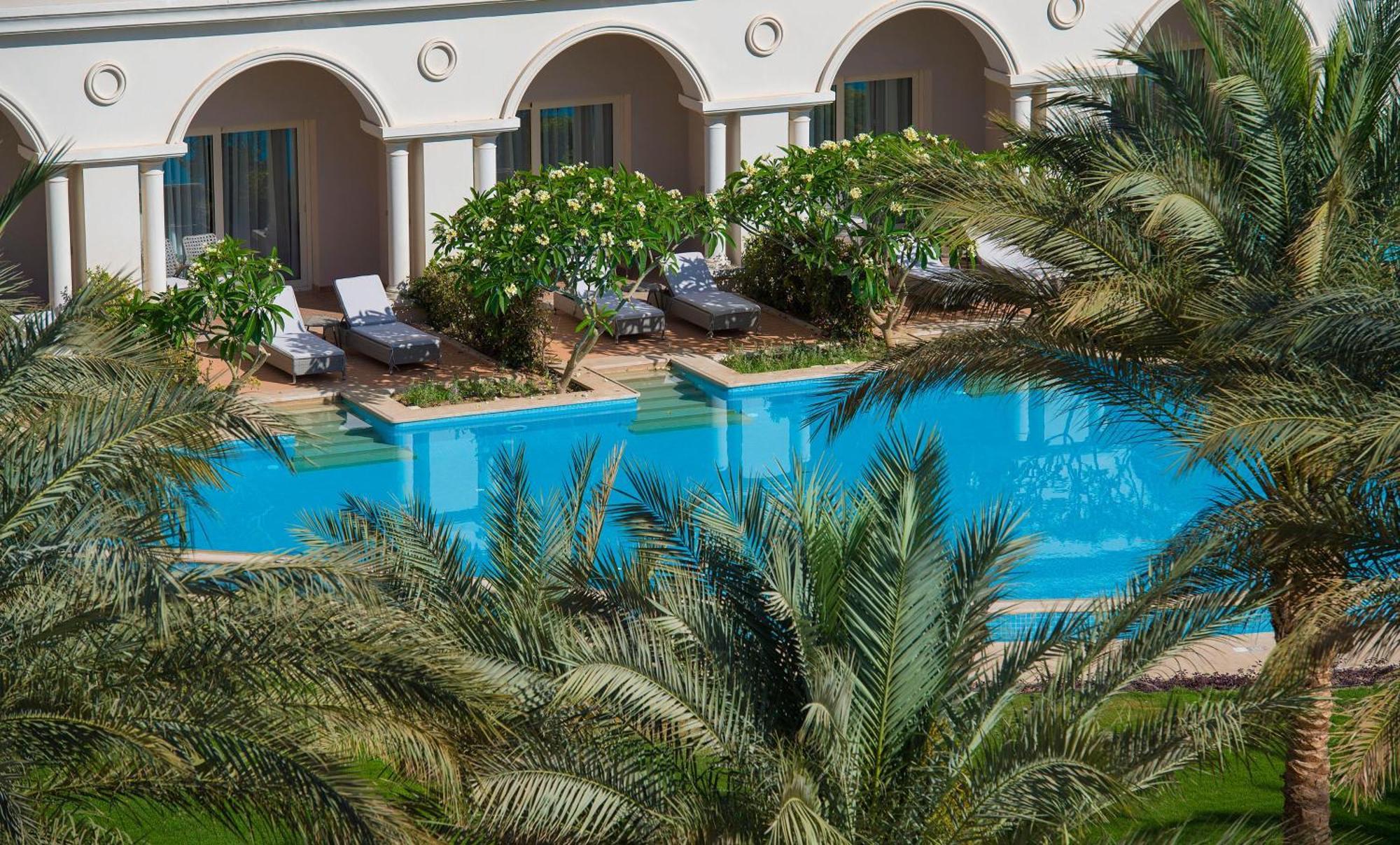 Swim Up Suite Adults Only