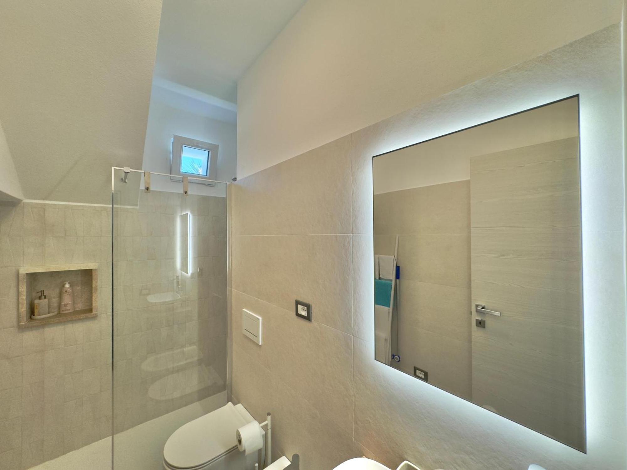 Double Room Private Bathroom