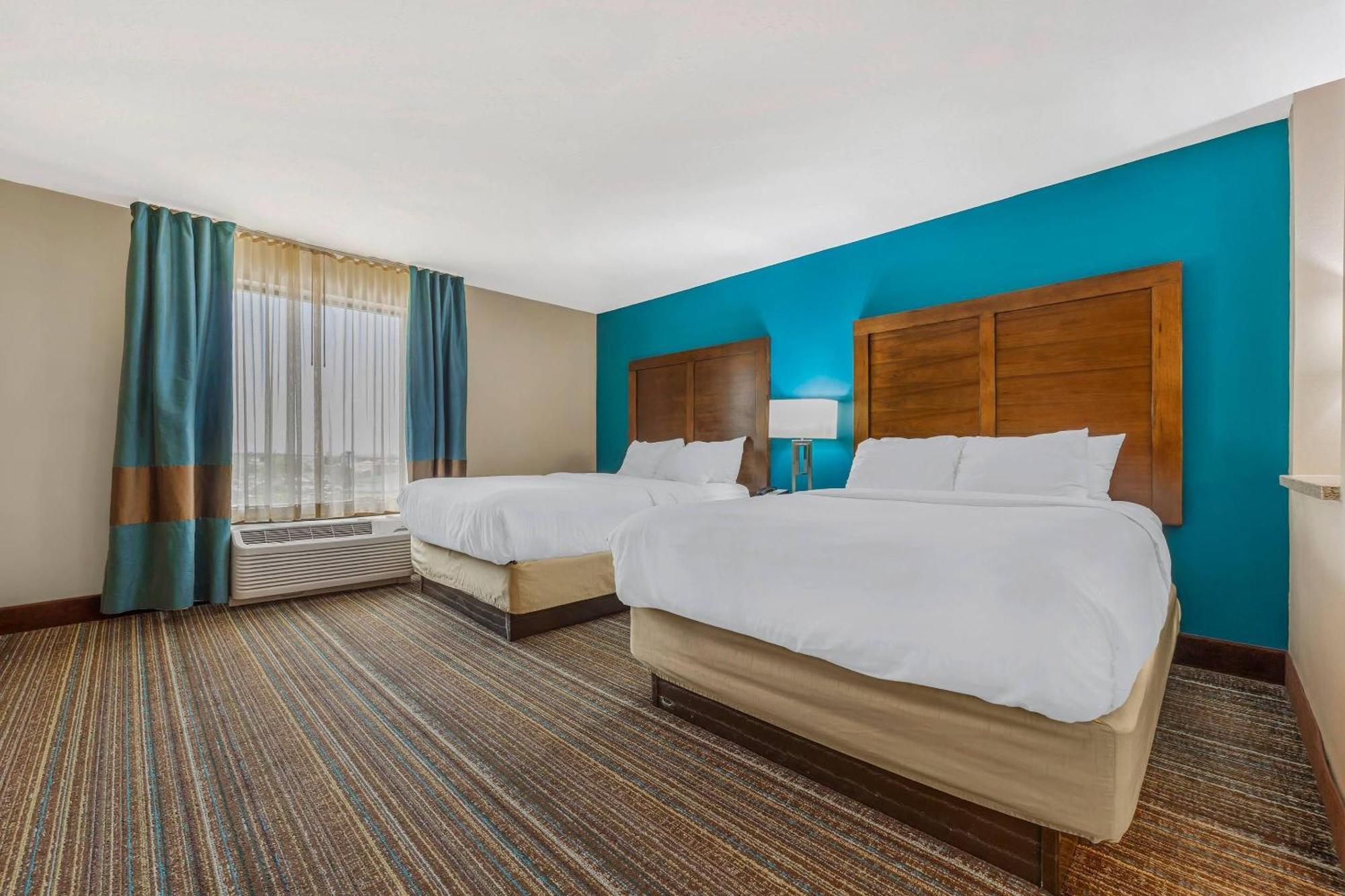 Queen Suite Two Queen Beds Accessible or Non-Smoking