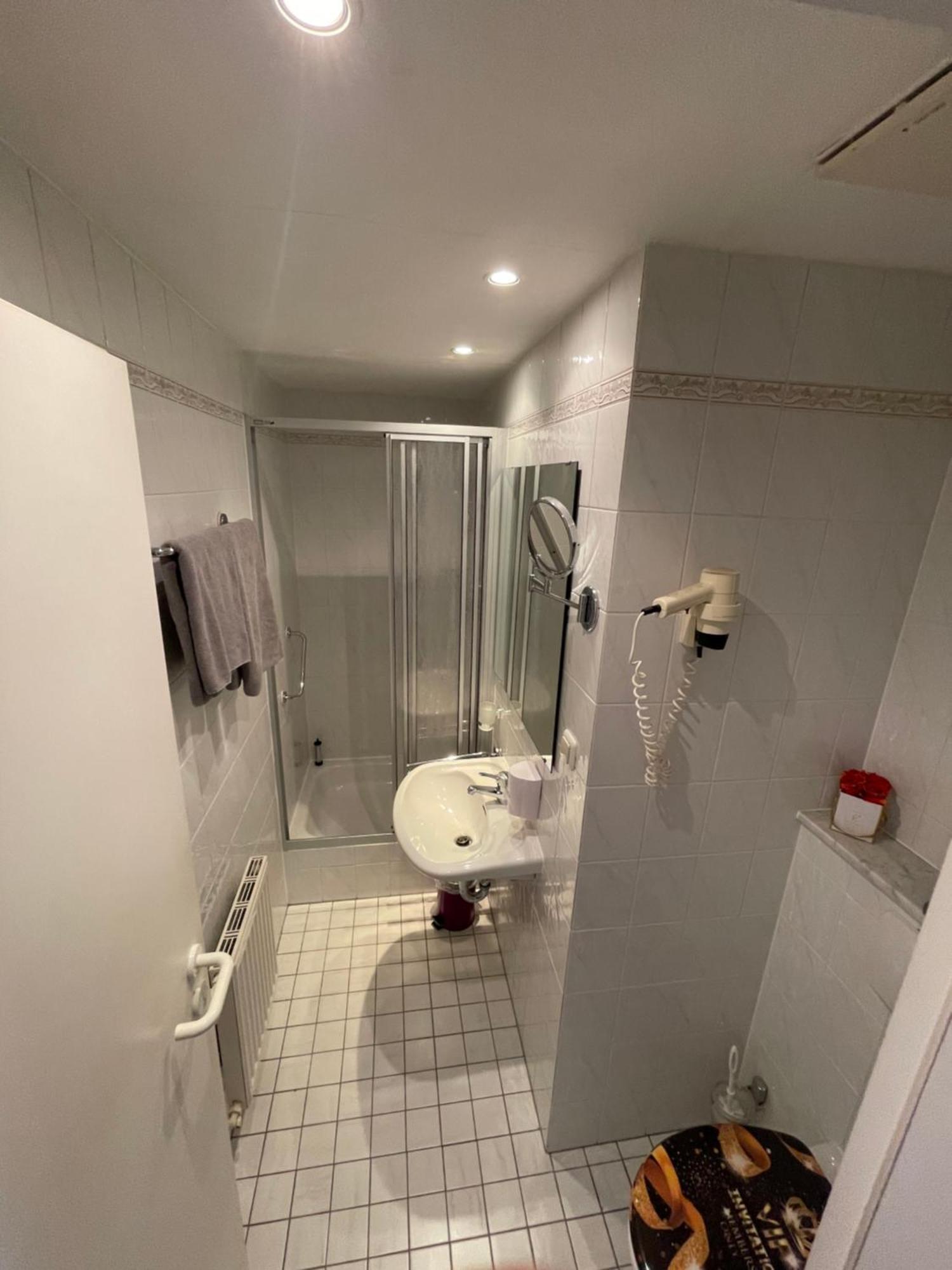 Classic Single Room
