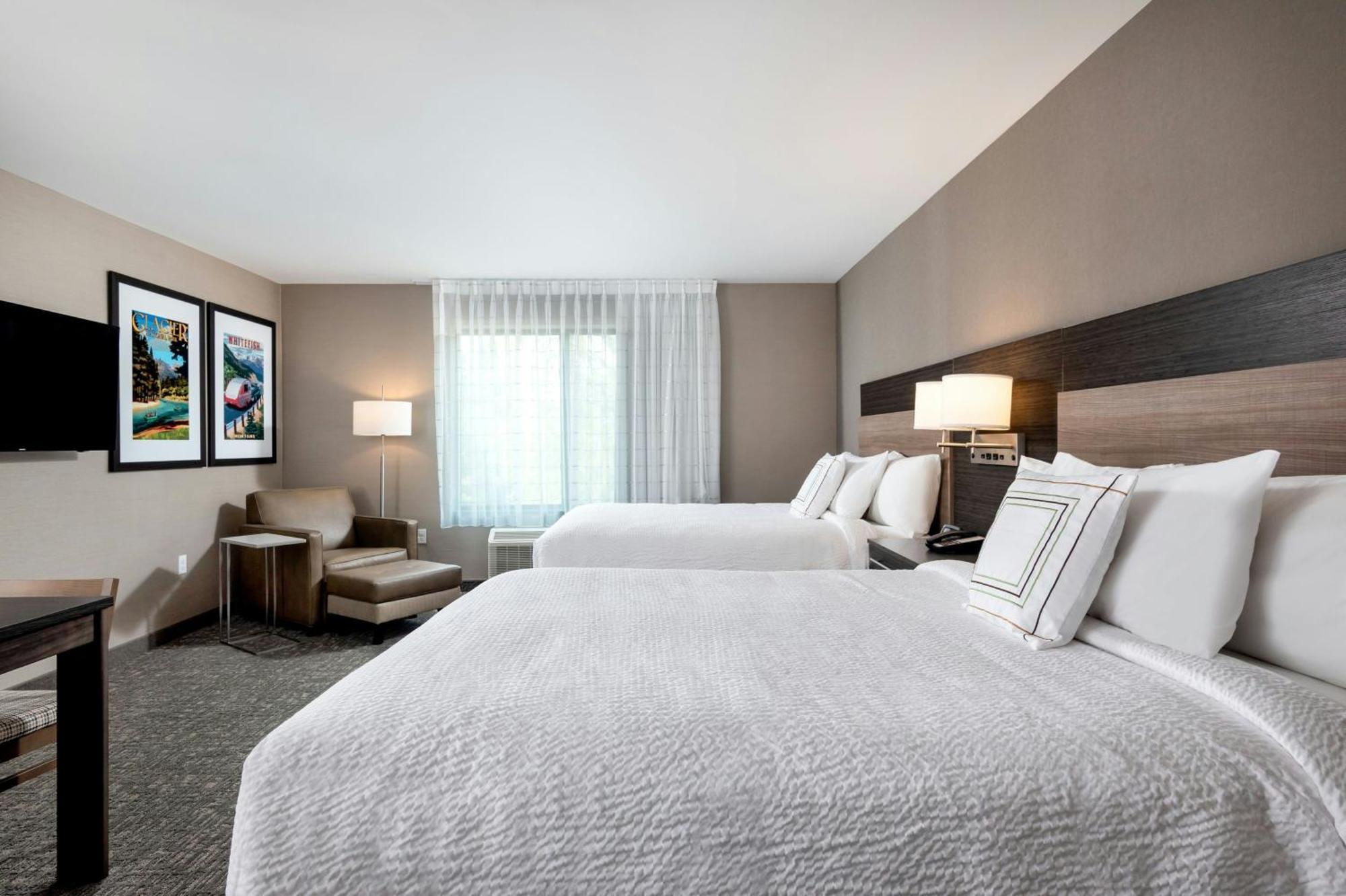 2 Queen Studio Suite