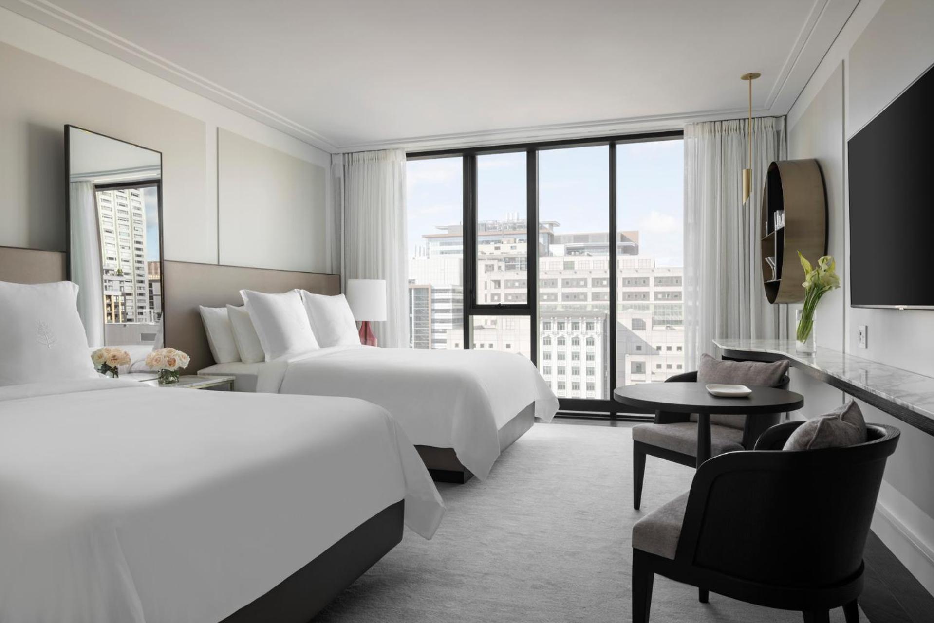 Deluxe Queen Room Two Queen Beds Mobility Accessible