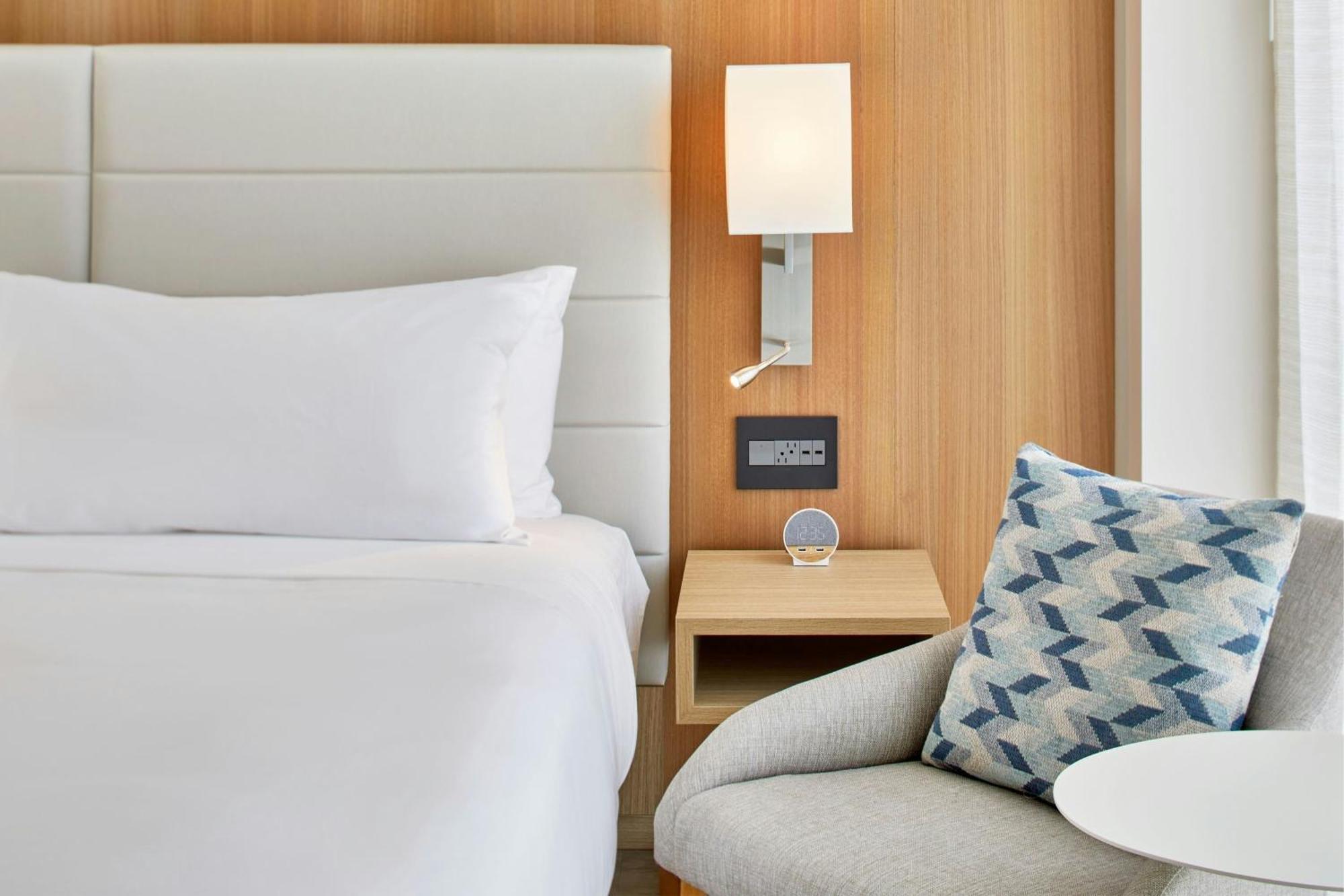 King Room Partial Water View