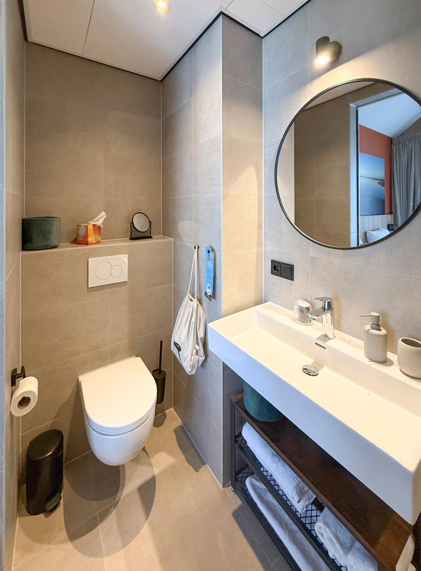 Standard Queen Room Sea View