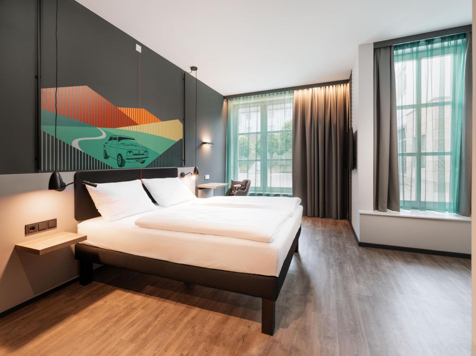Standard Double Room Mobility Accessible