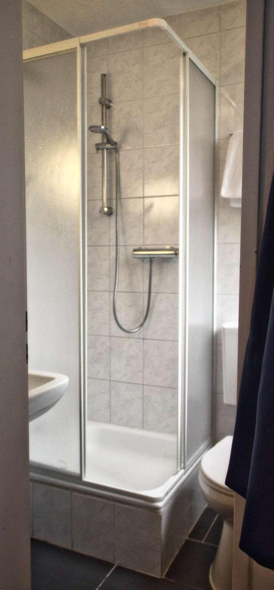 Economy Single Room