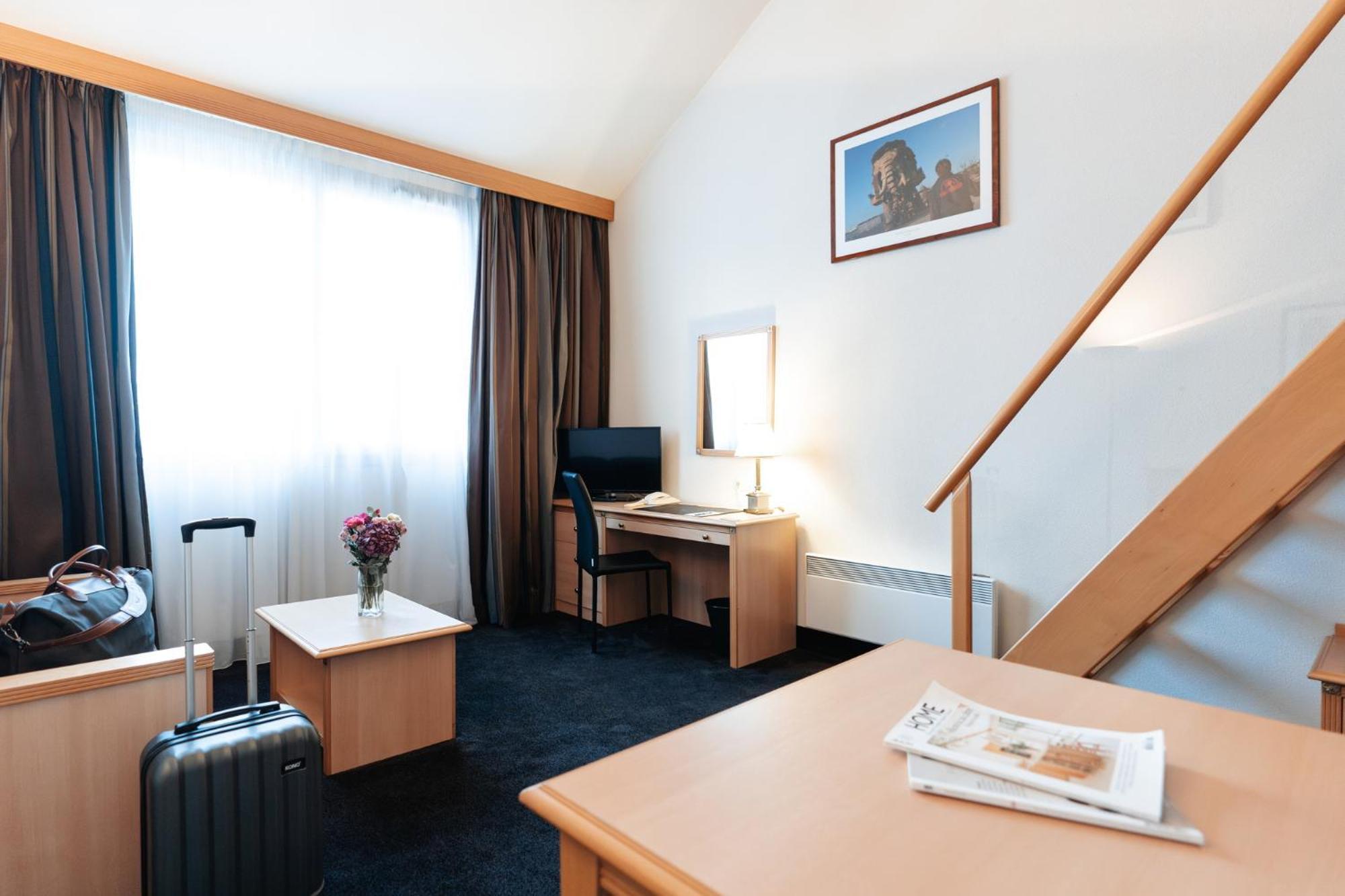 Double Suite