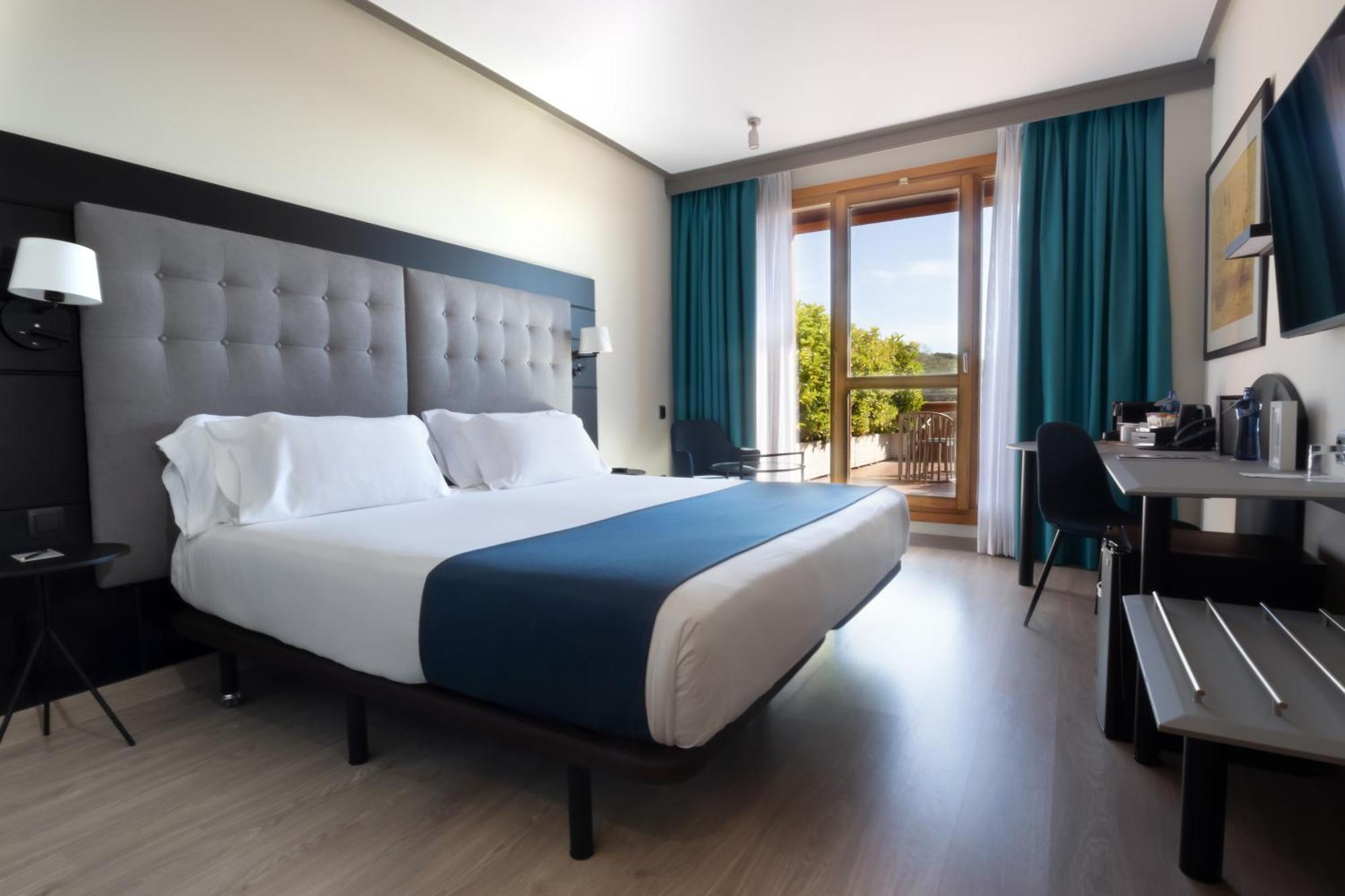 Superior Double or Twin Room with Terrace,1698850096:JPEG