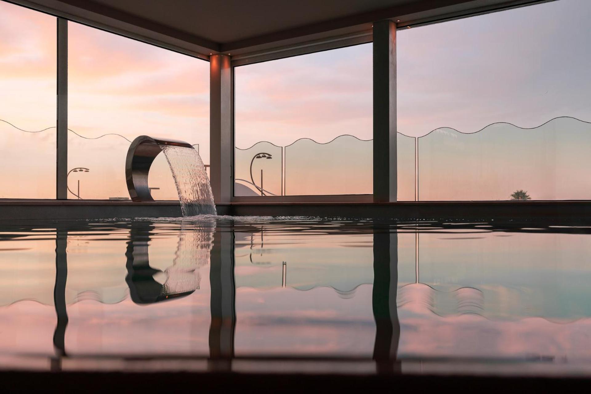 Triple Room Sea View Spa Access,1697793169:JPEG