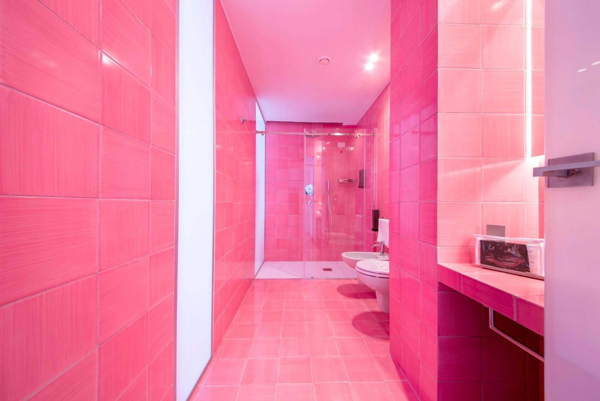 Large Double or Twin Room
