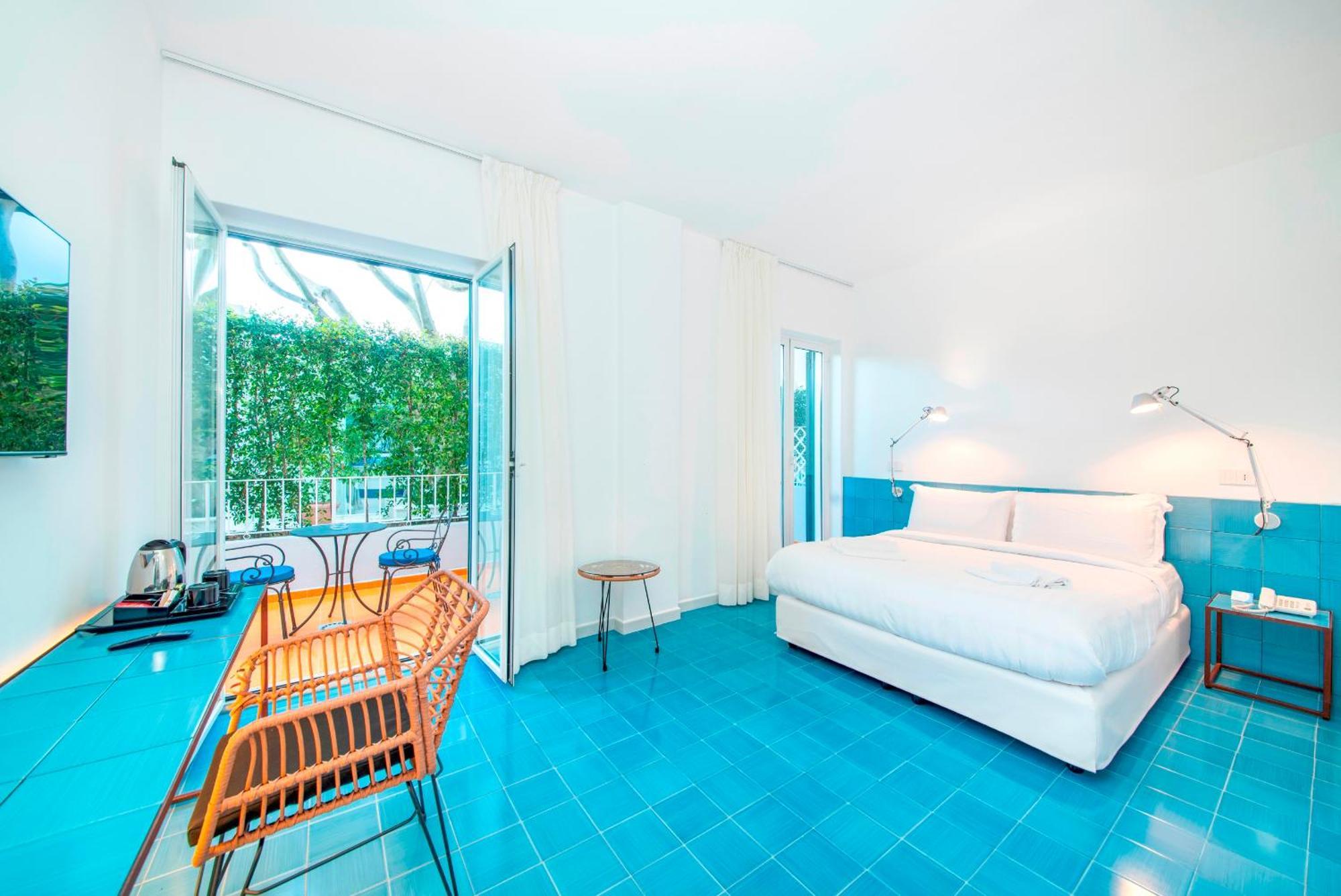 Large Double or Twin Room