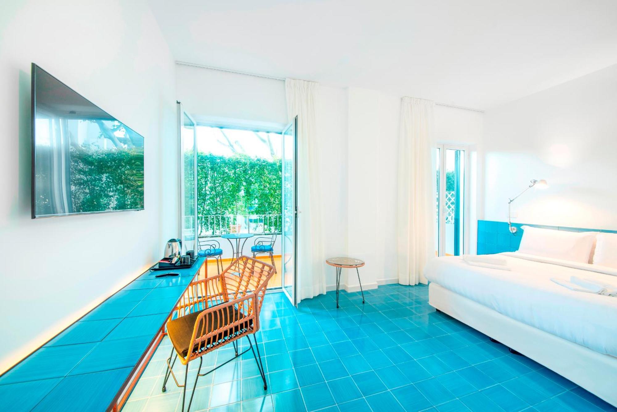Large Double or Twin Room