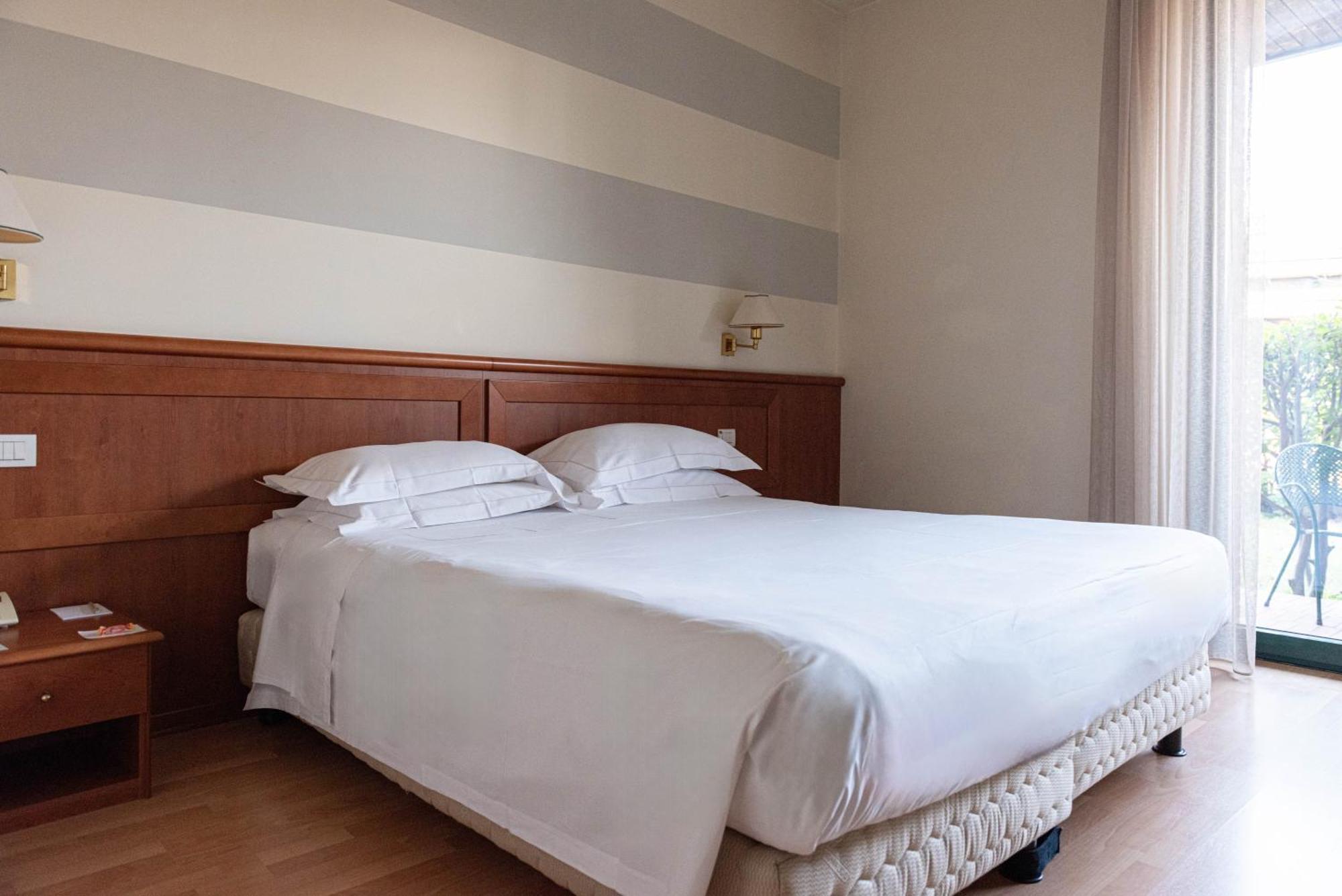 Superior Room,1698851669:JPEG