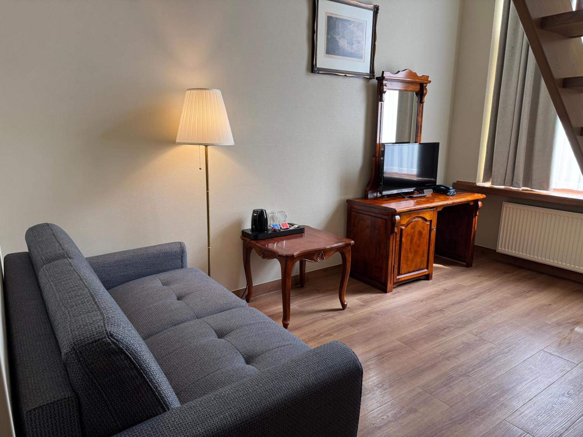 Deluxe Family Suite,1698853555:JPEG