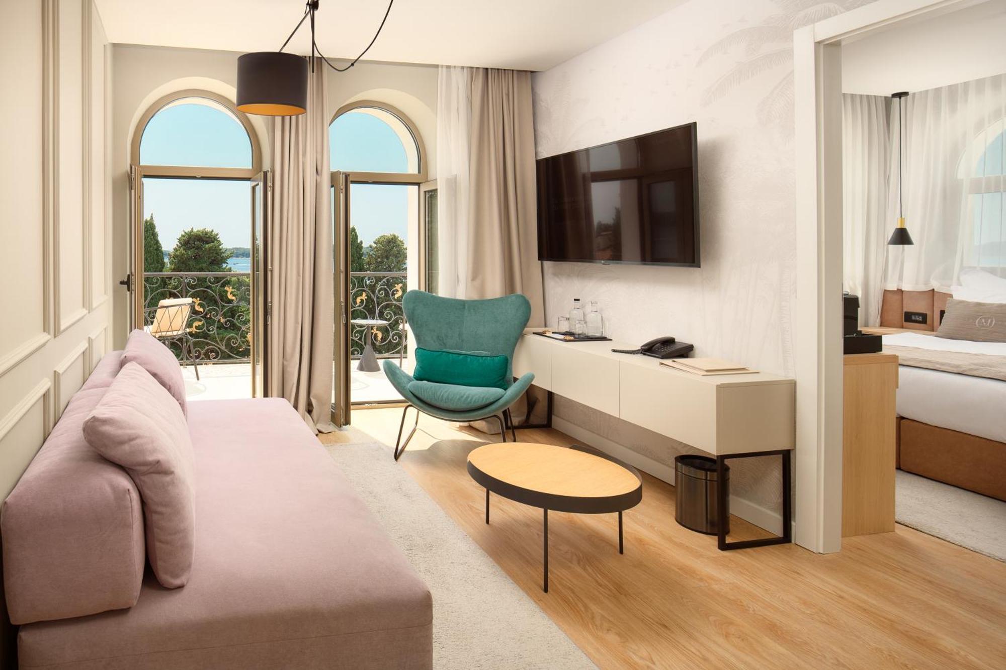 Premium Suite Balcony Sea View