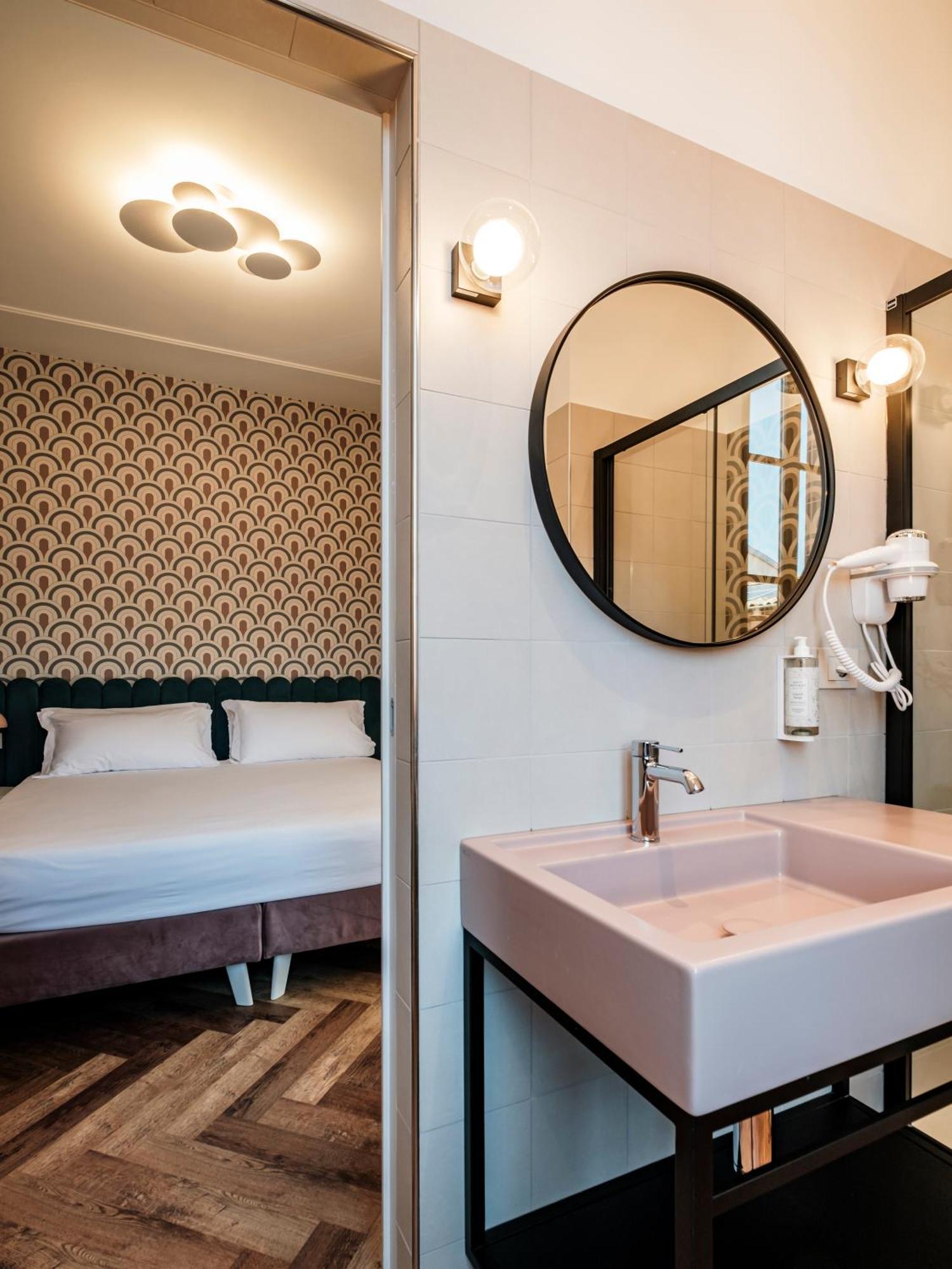 Deluxe Double Room Separate Building