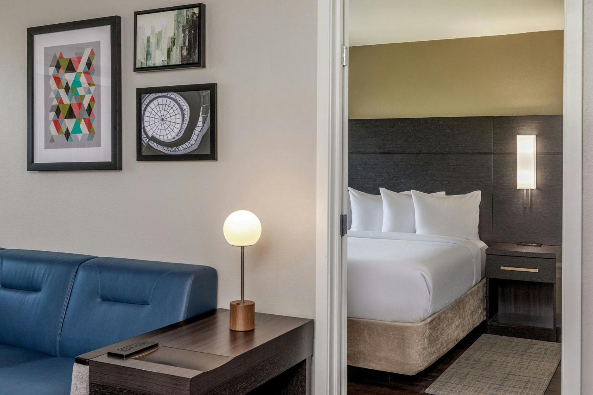 Two-Bedroom Suite
