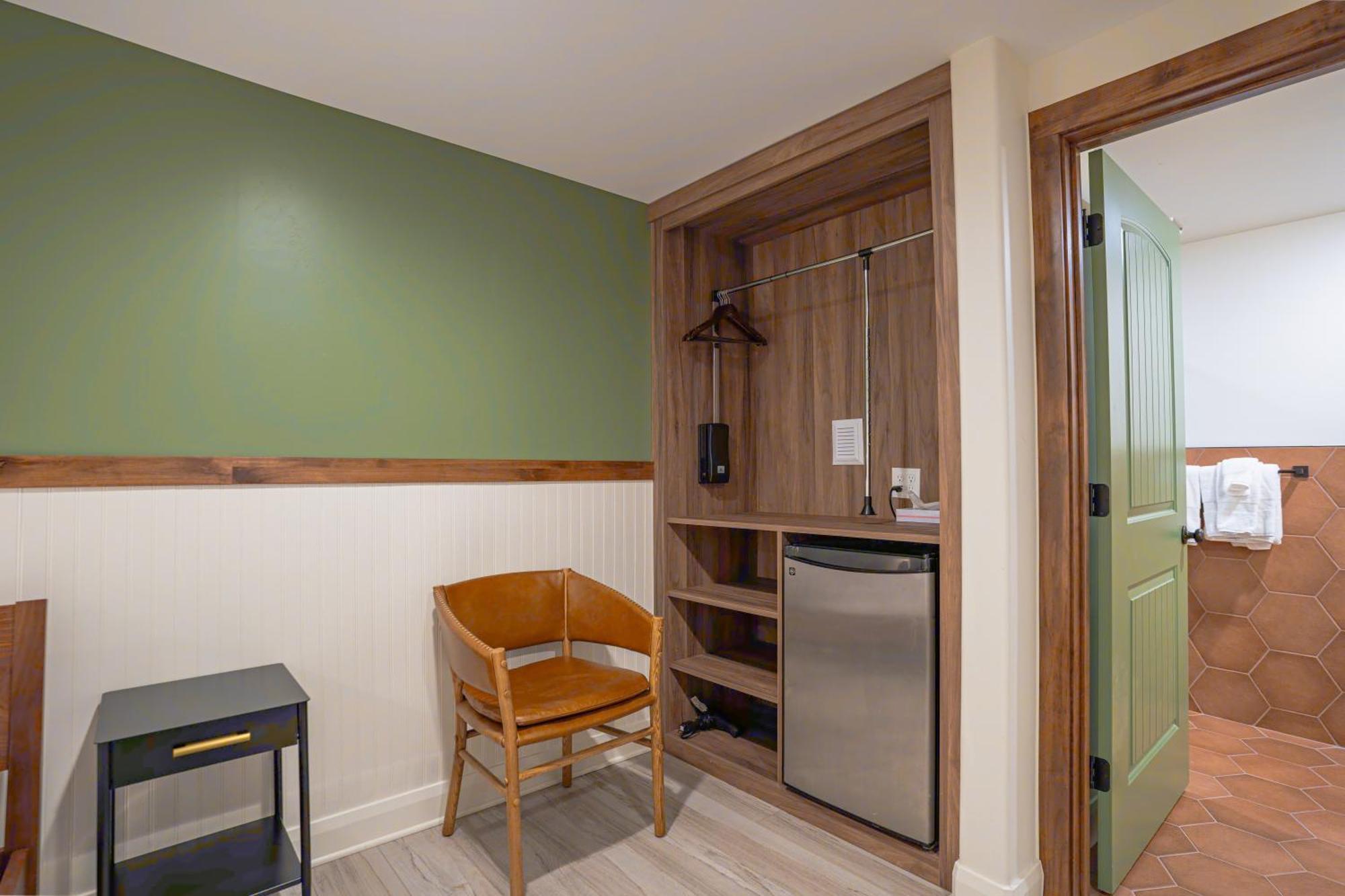 Queen Room Disability Access