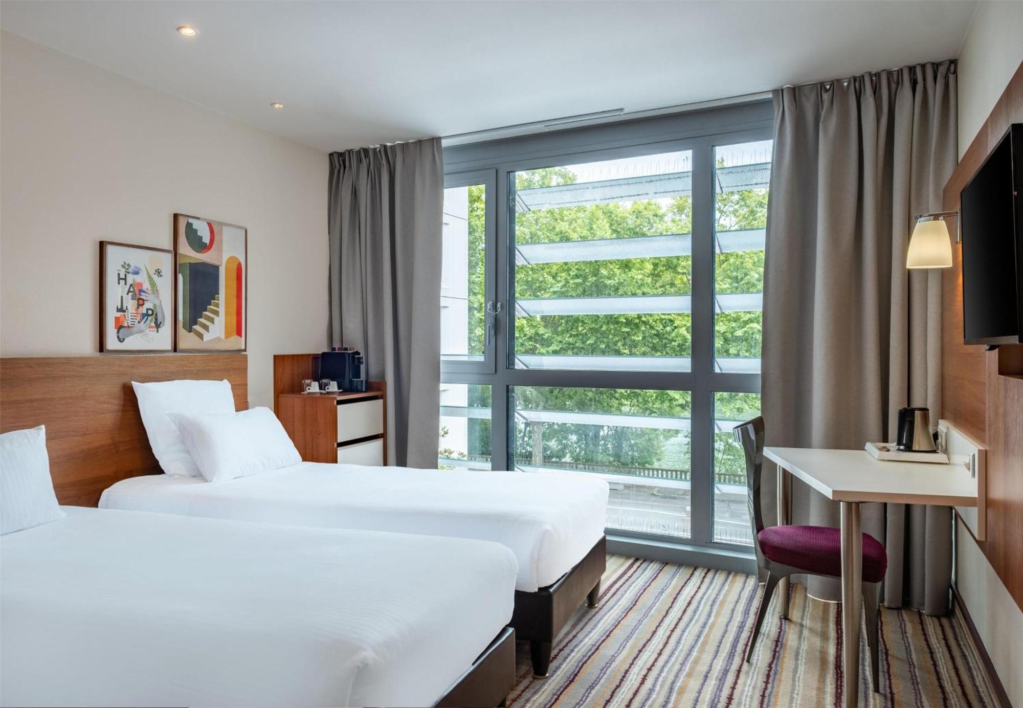 Double Room View,1698949369:JPEG